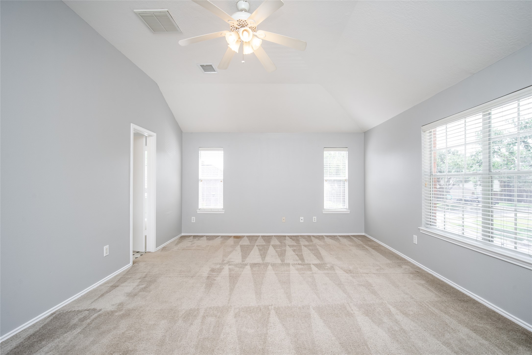 9703 Berkshire Trace Property Photo 16