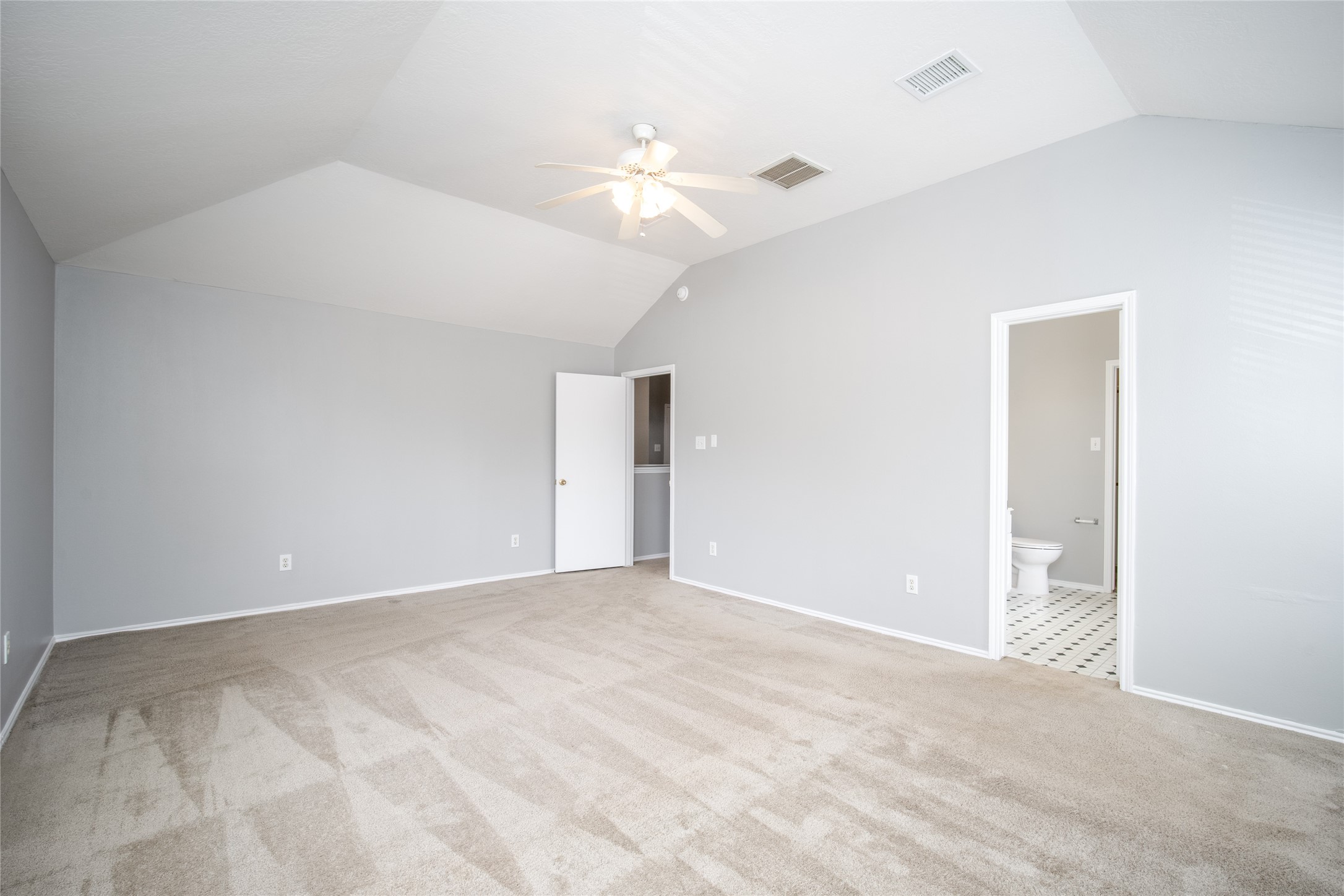 9703 Berkshire Trace Property Photo 18