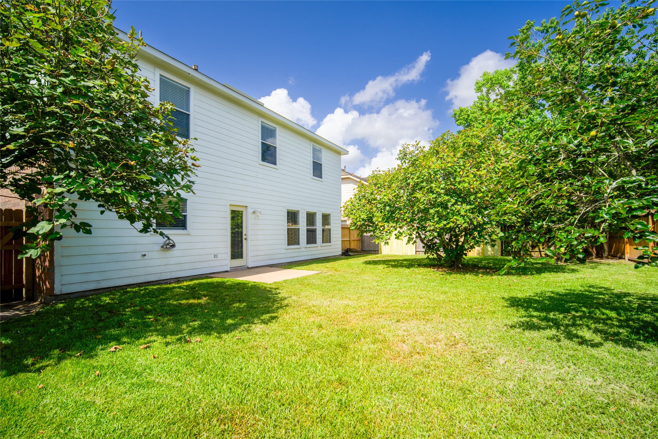 9703 Berkshire Trace Property Photo 34