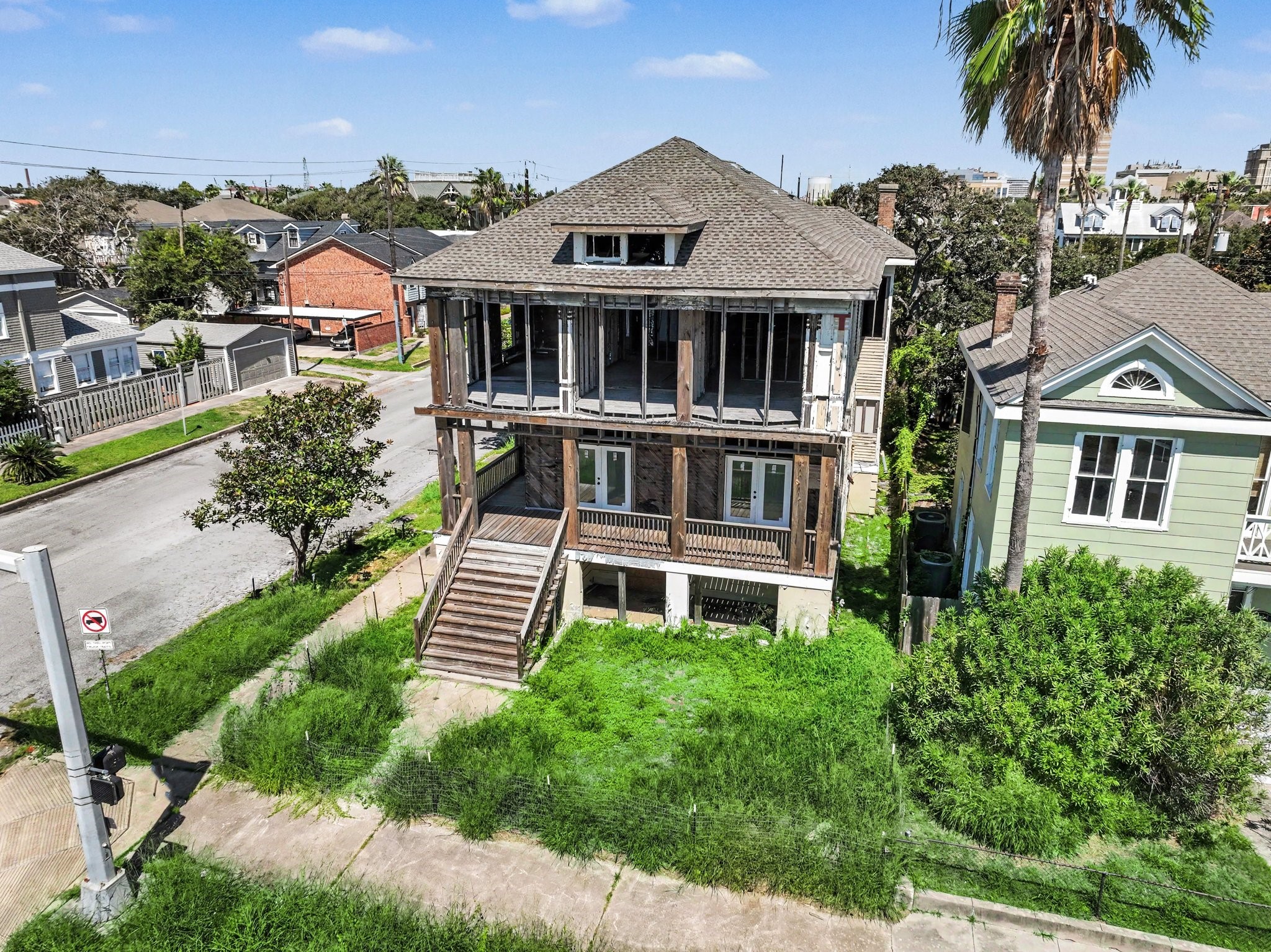 1128 Broadway Street Property Photo 1