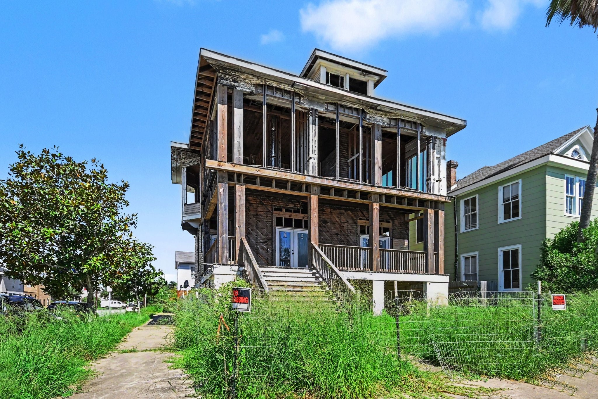 1128 Broadway Street Property Photo 4