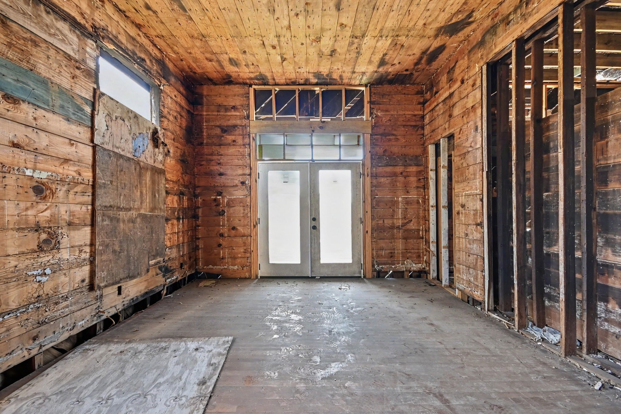 1128 Broadway Street Property Photo 10