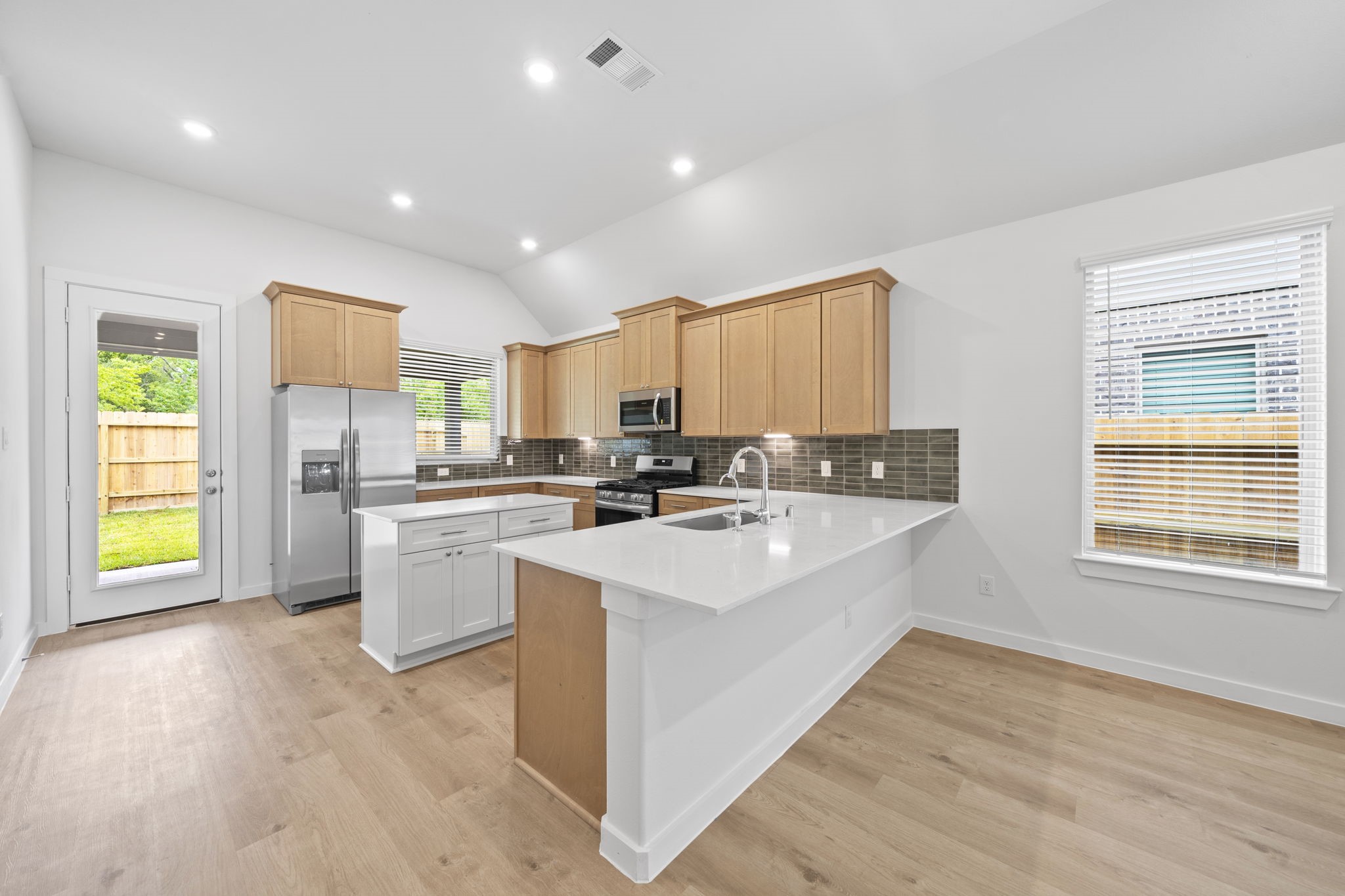 31719 Autumn Spur Lane Property Photo 13