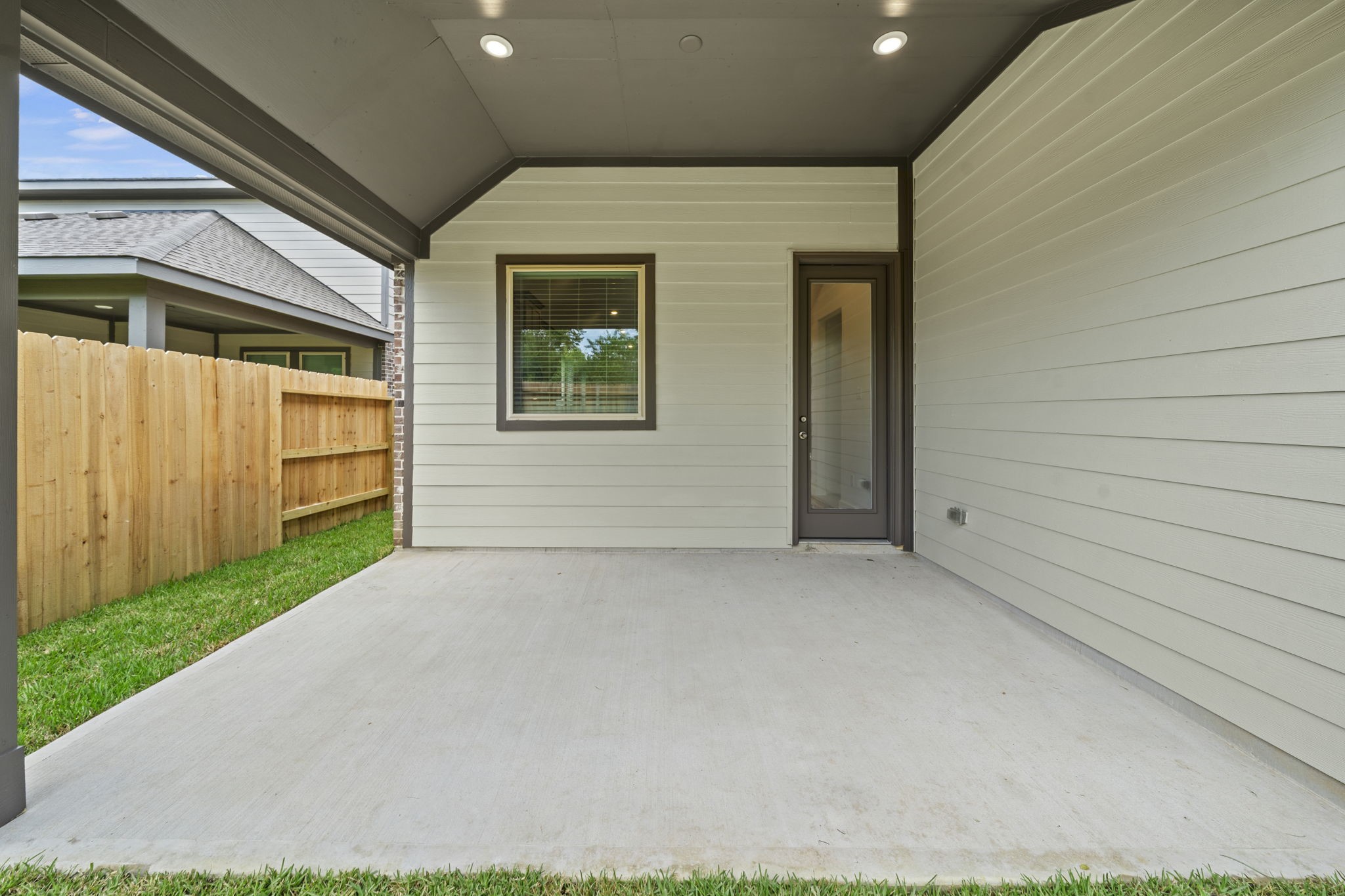 31719 Autumn Spur Lane Property Photo 27