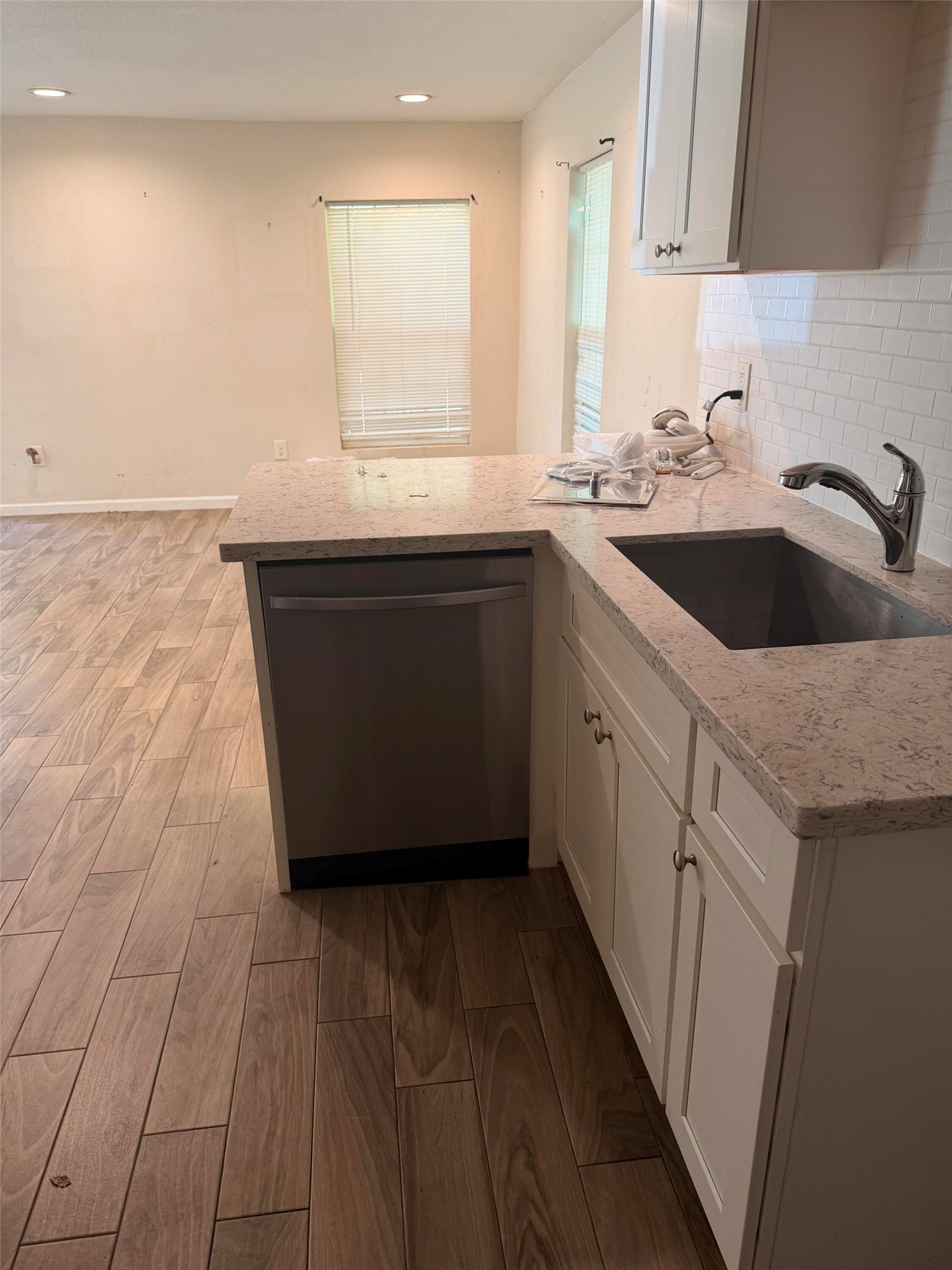 511 W Orange Street Property Photo 5