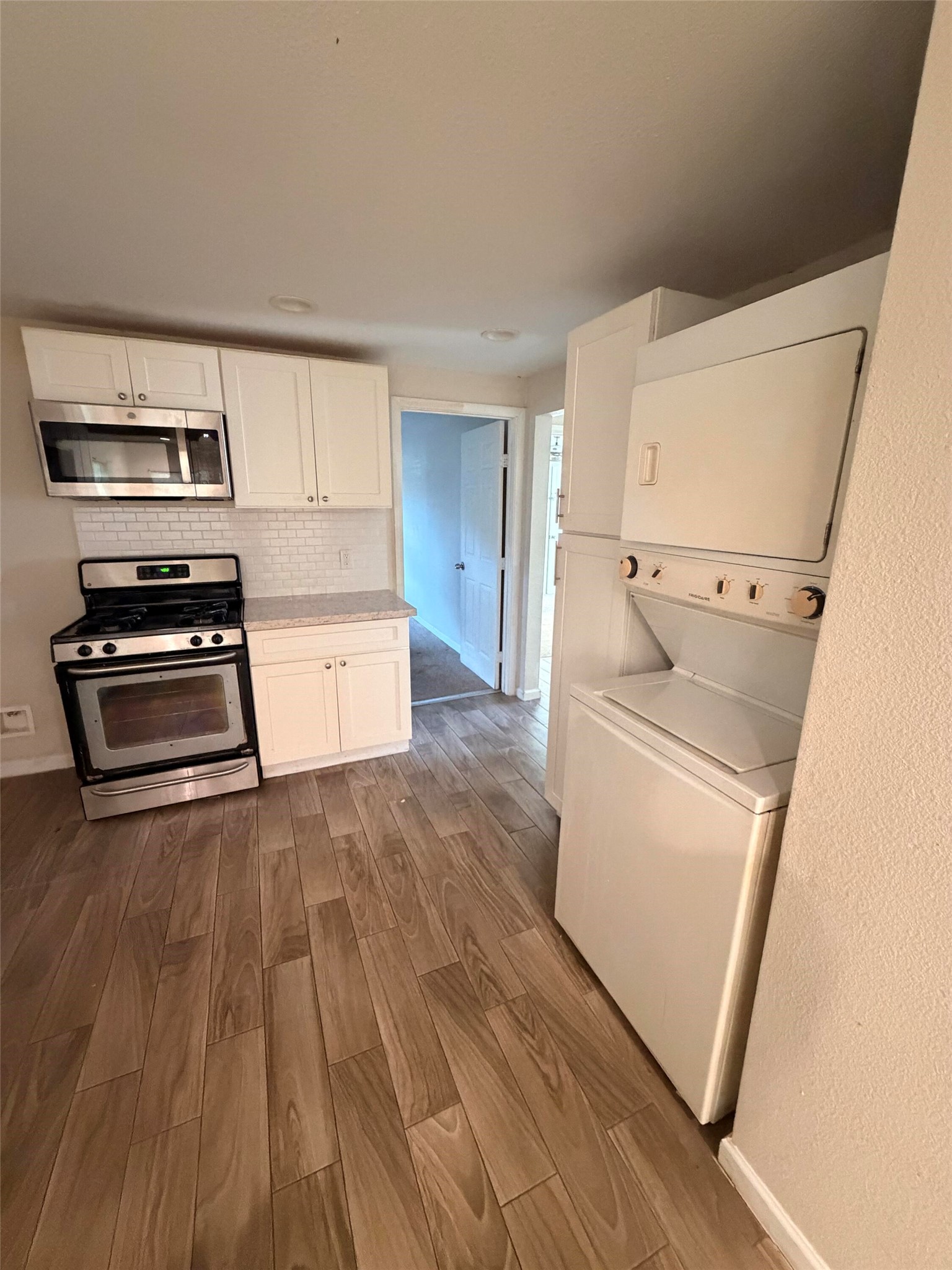 511 W Orange Street Property Photo 7