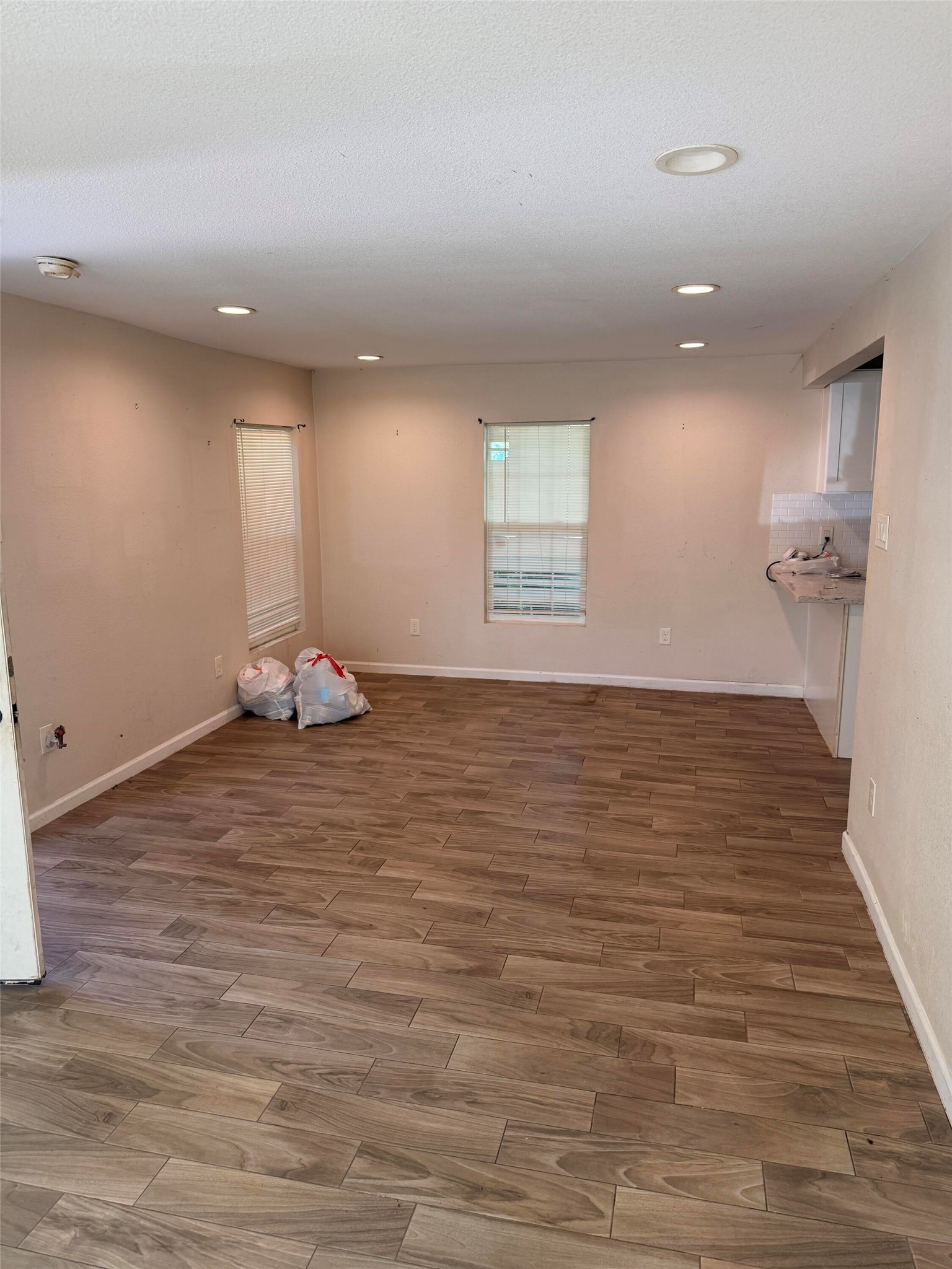 511 W Orange Street Property Photo 10