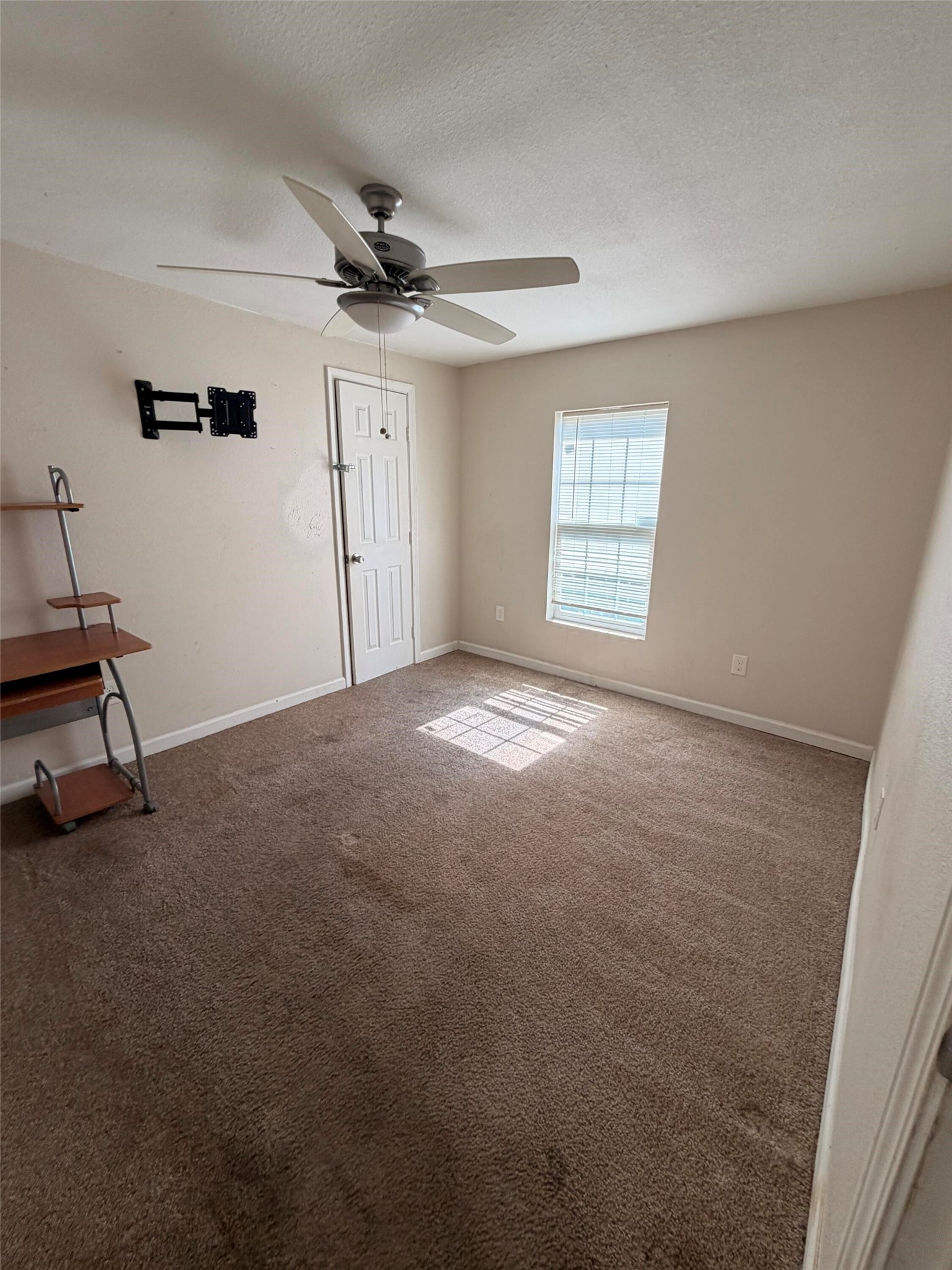 511 W Orange Street Property Photo 15