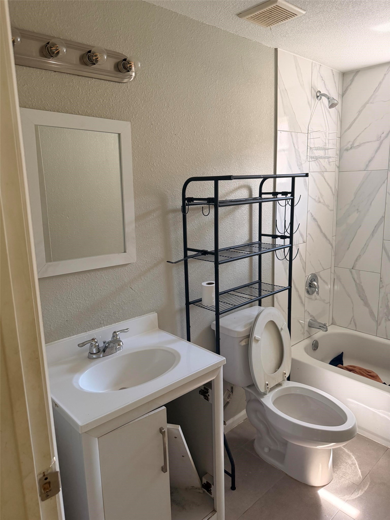 511 W Orange Street Property Photo 18