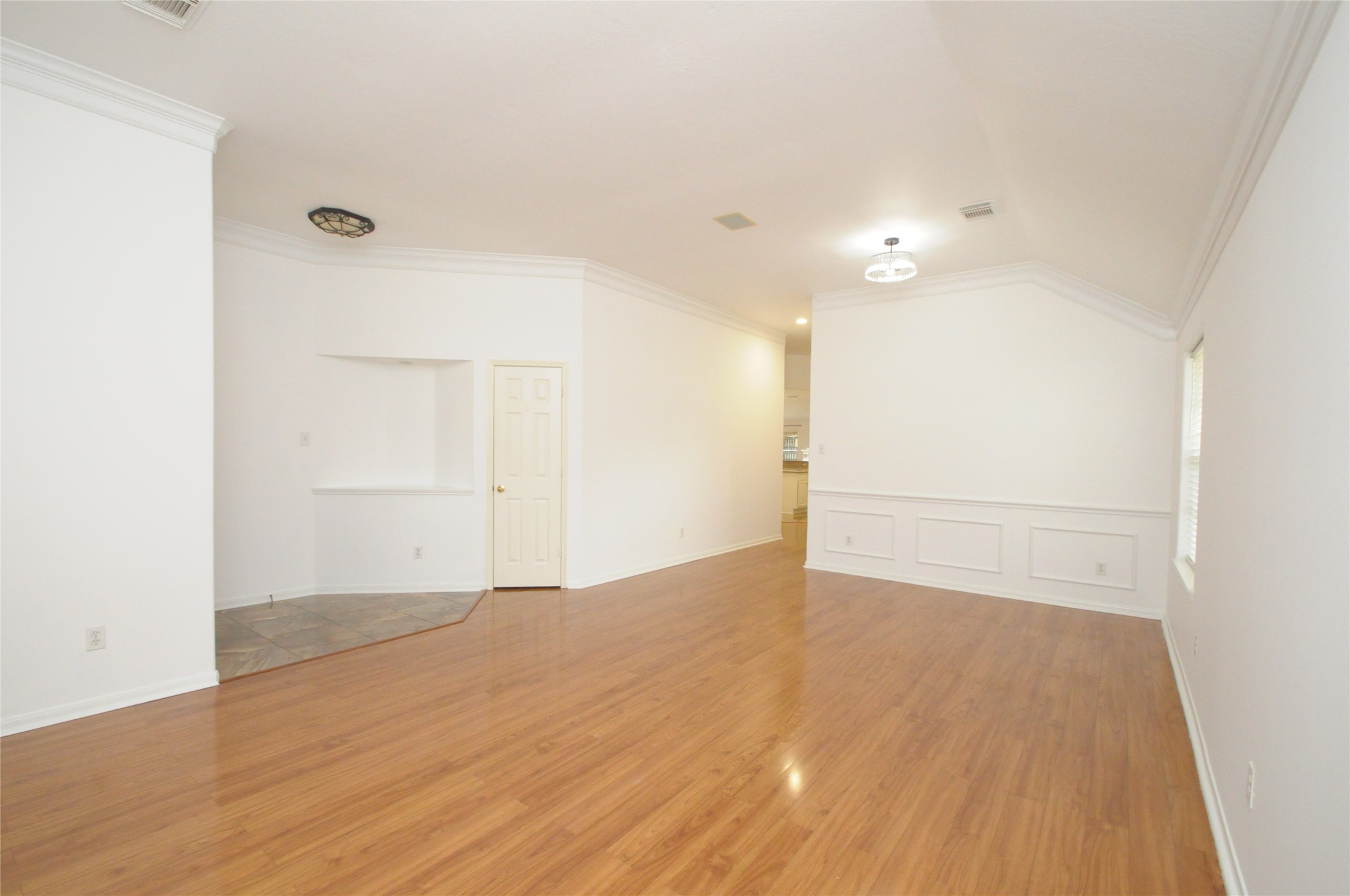 7443 Colony Bend Lane Property Photo 15