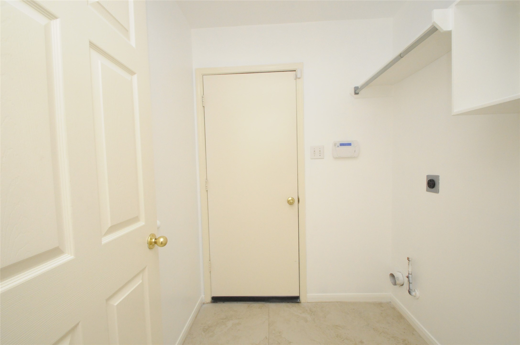 7443 Colony Bend Lane Property Photo 16