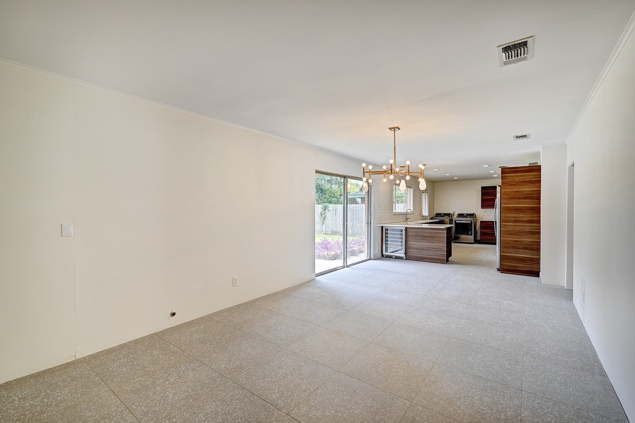9771 Westview Drive Property Photo 7