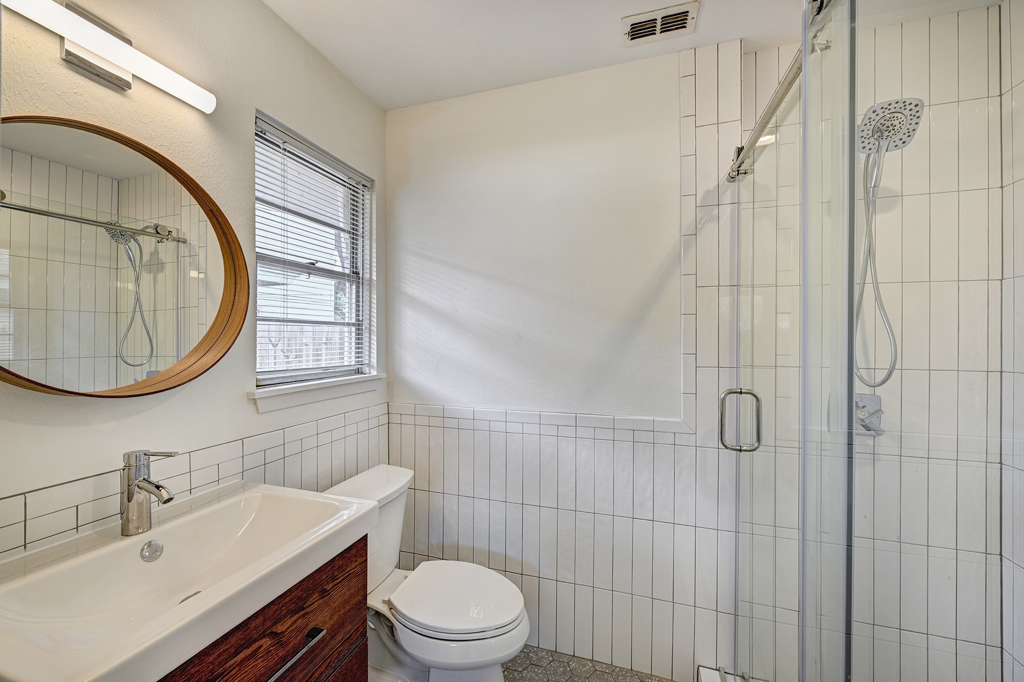 9771 Westview Drive Property Photo 12