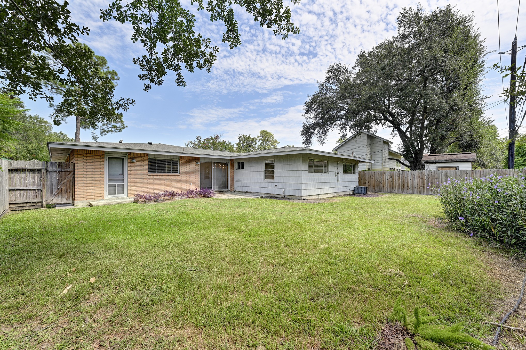 9771 Westview Drive Property Photo 18