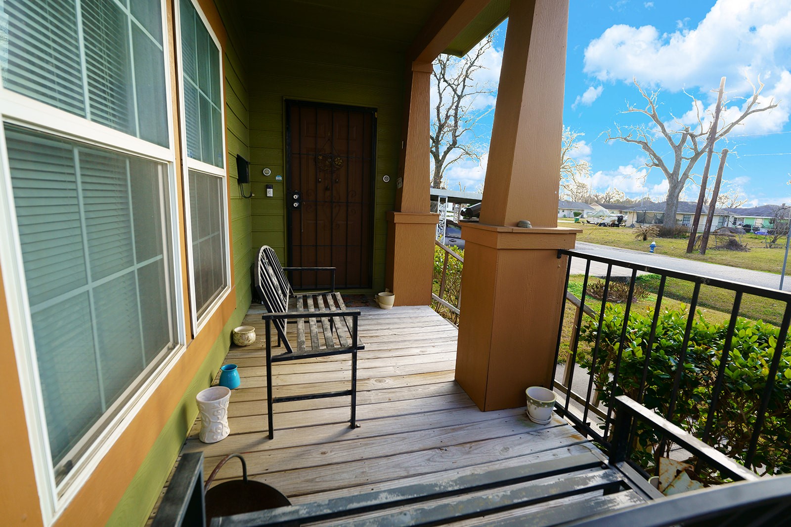 10601 Dulcimer Street Property Photo 3