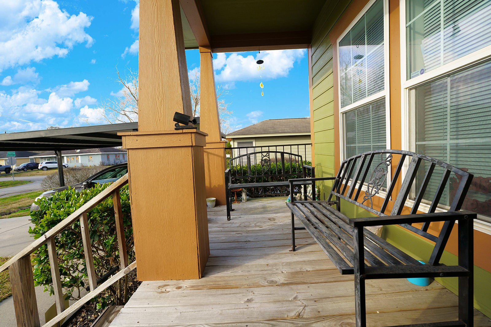 10601 Dulcimer Street Property Photo 5
