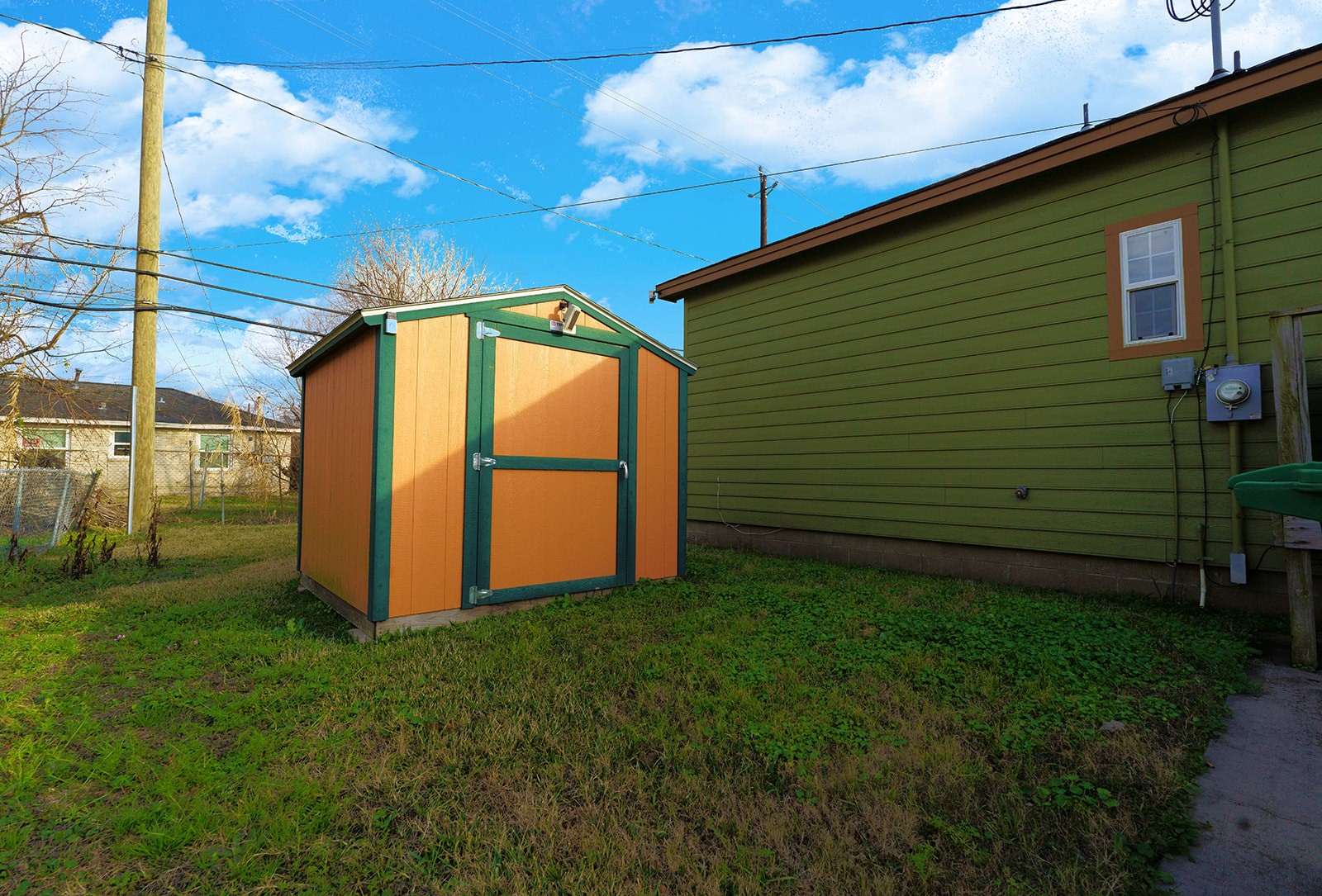 10601 Dulcimer Street Property Photo 15
