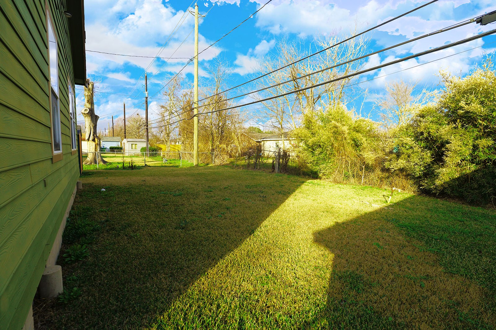 10601 Dulcimer Street Property Photo 16