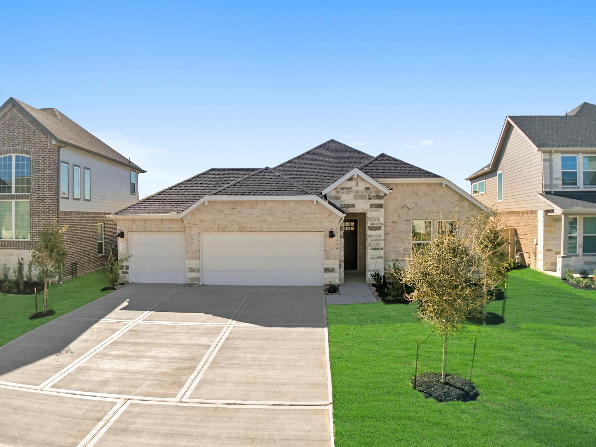 3348 Summercrisp Hollow Lane, Pearland TX 77581 Property Photo 1