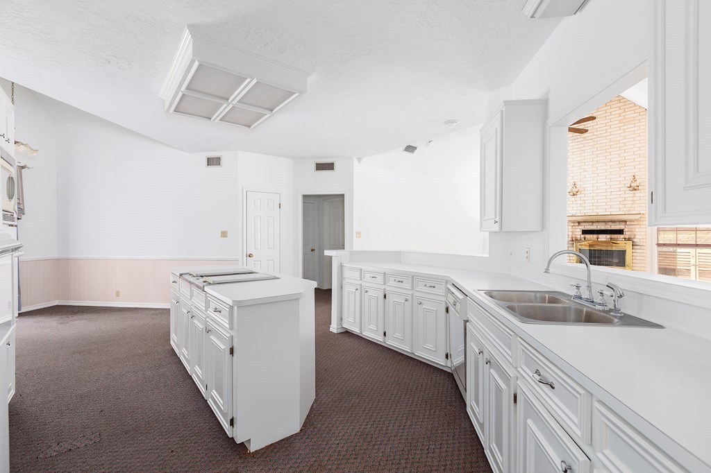 555 Willow Drive Property Photo 25