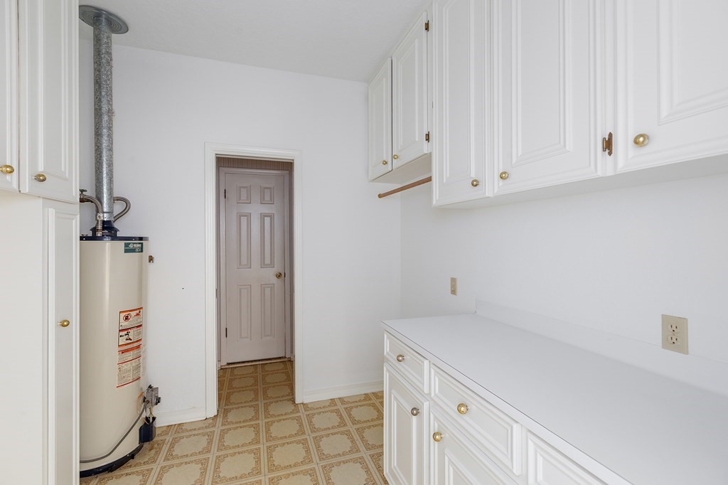 555 Willow Drive Property Photo 27