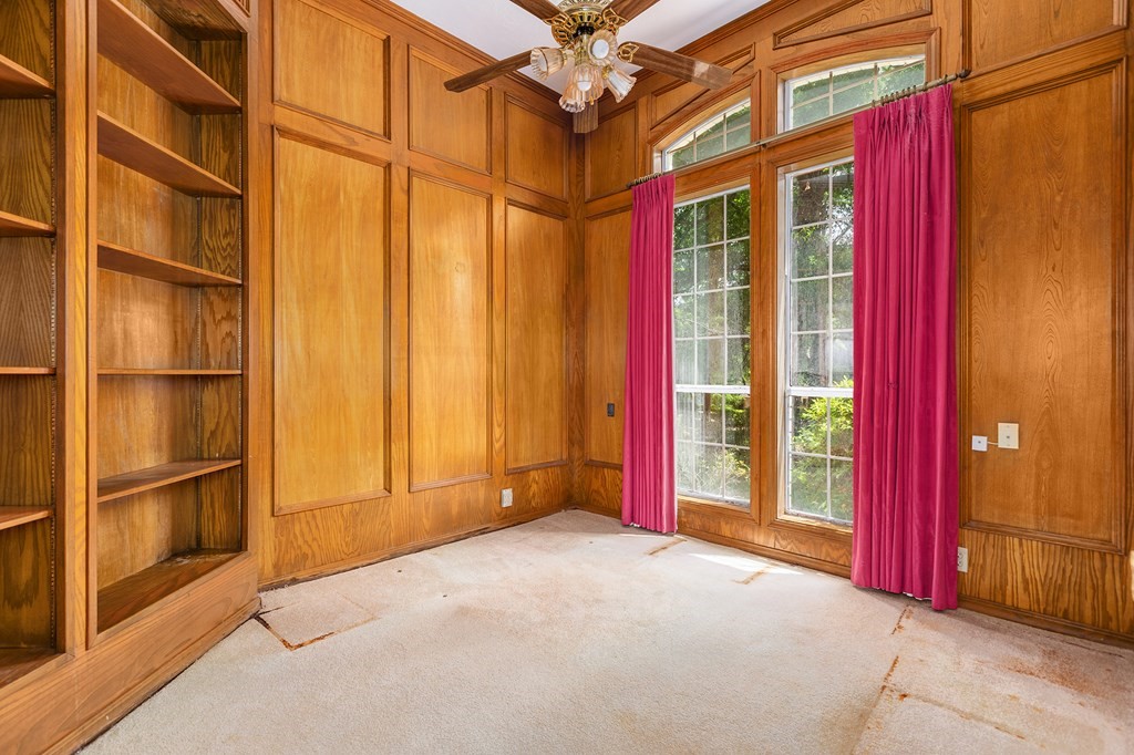 555 Willow Drive Property Photo 31