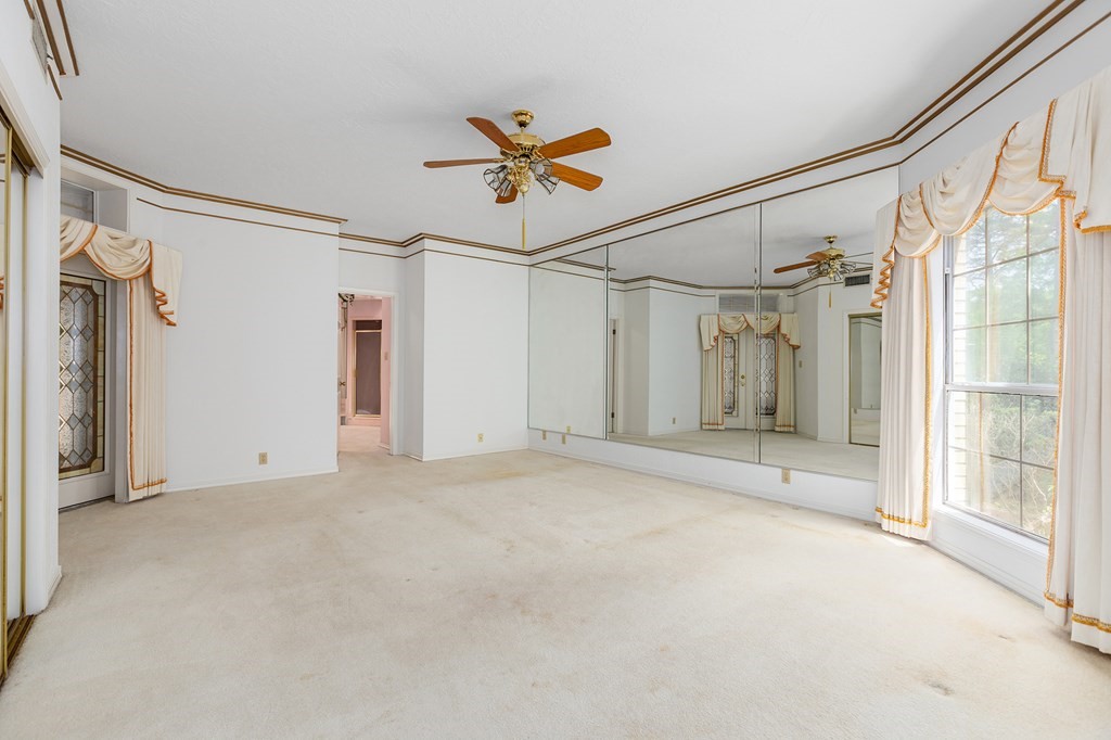 555 Willow Drive Property Photo 32