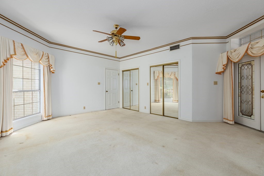555 Willow Drive Property Photo 33