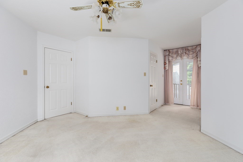 555 Willow Drive Property Photo 41