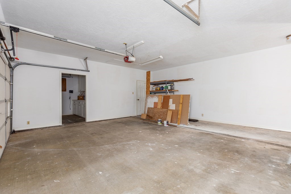 555 Willow Drive Property Photo 48