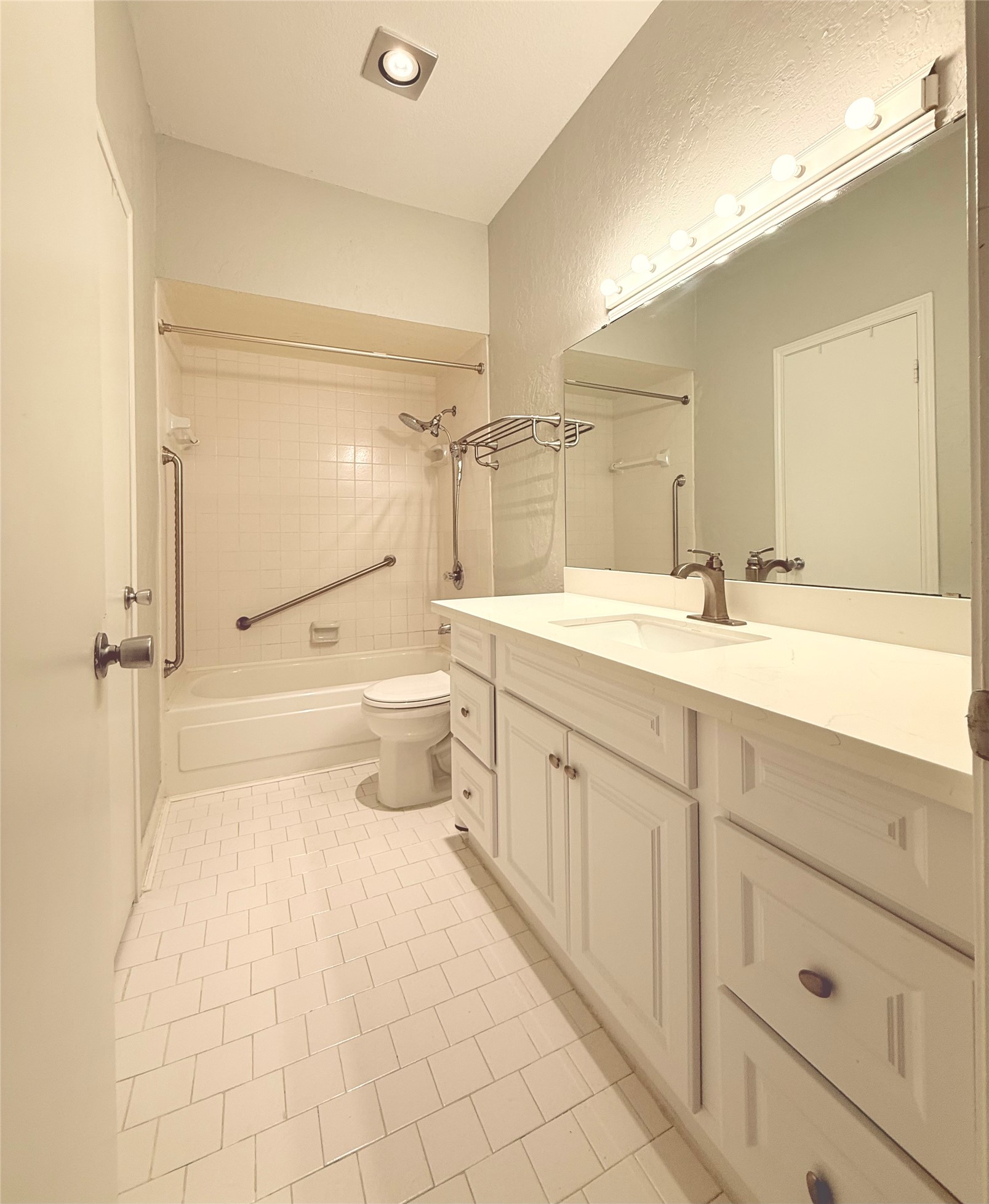 2475 Underwood Street 382 Property Photo 10