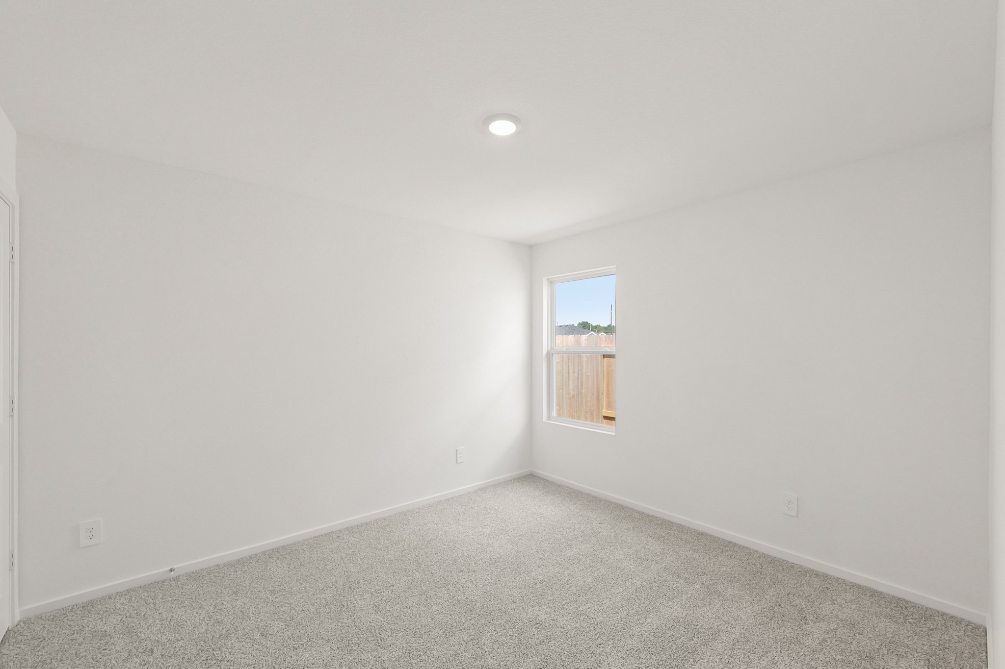 14718 Frosted Leaf Trail Property Photo 15