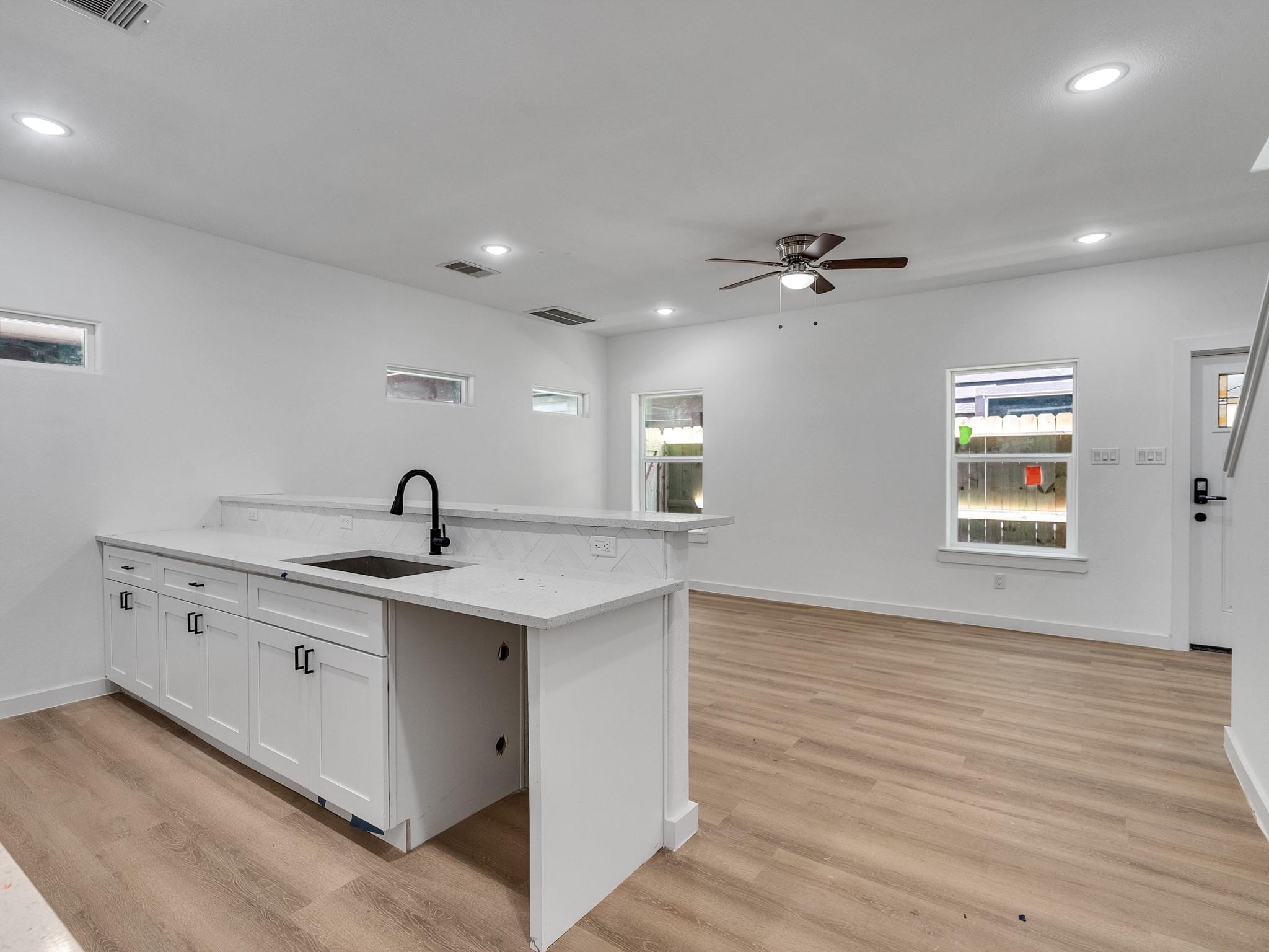 7428 Laura Koppe Rd B Property Photo 12