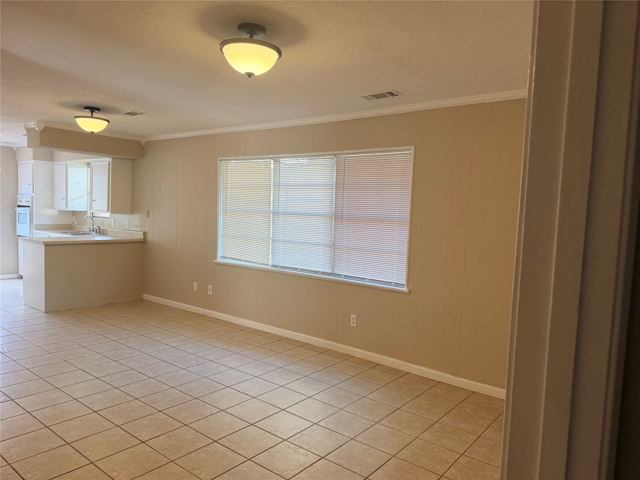2513 Mulberry Lane Property Photo 4