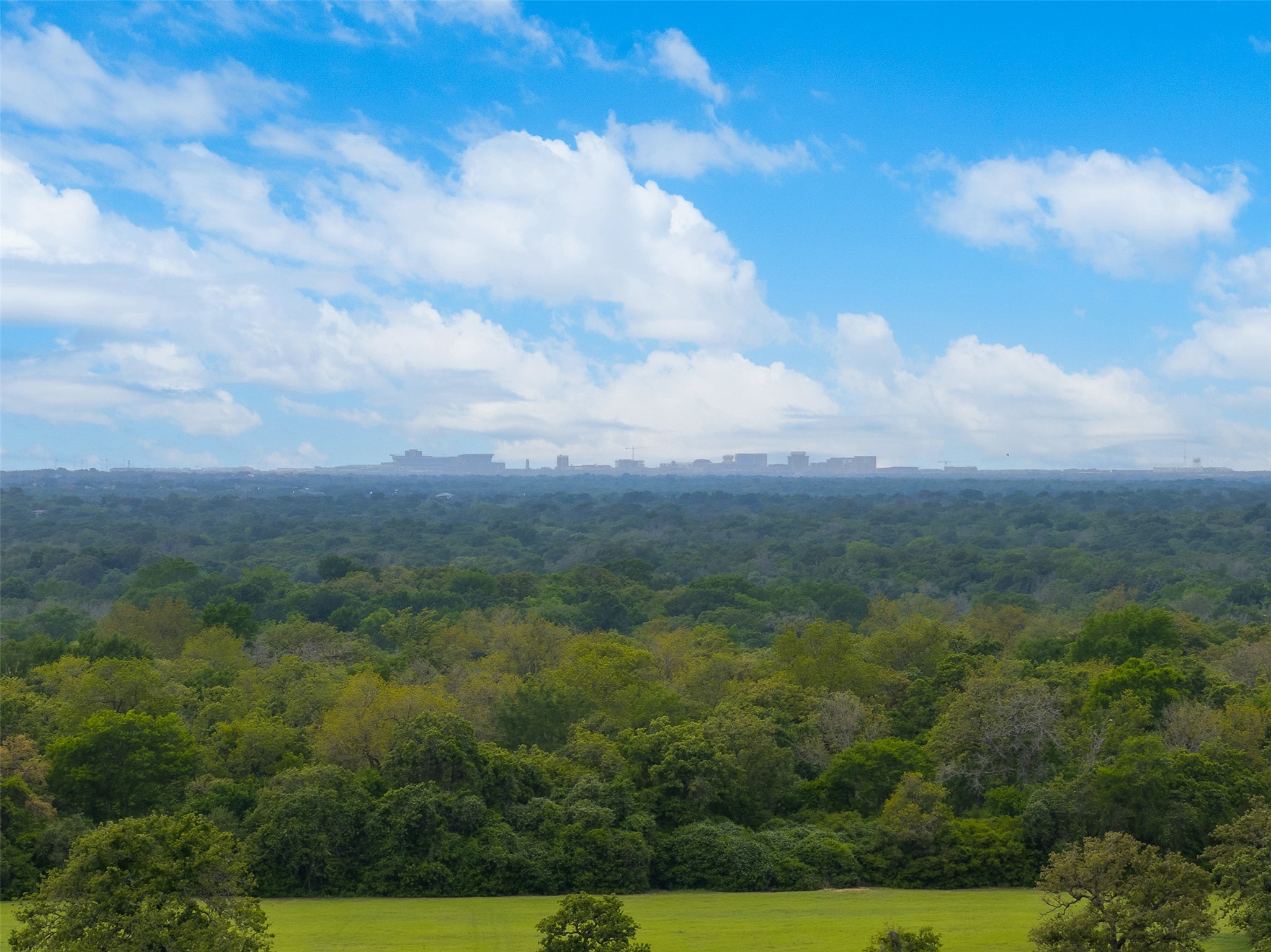 4503 Sulphur Springs Road Property Photo 3