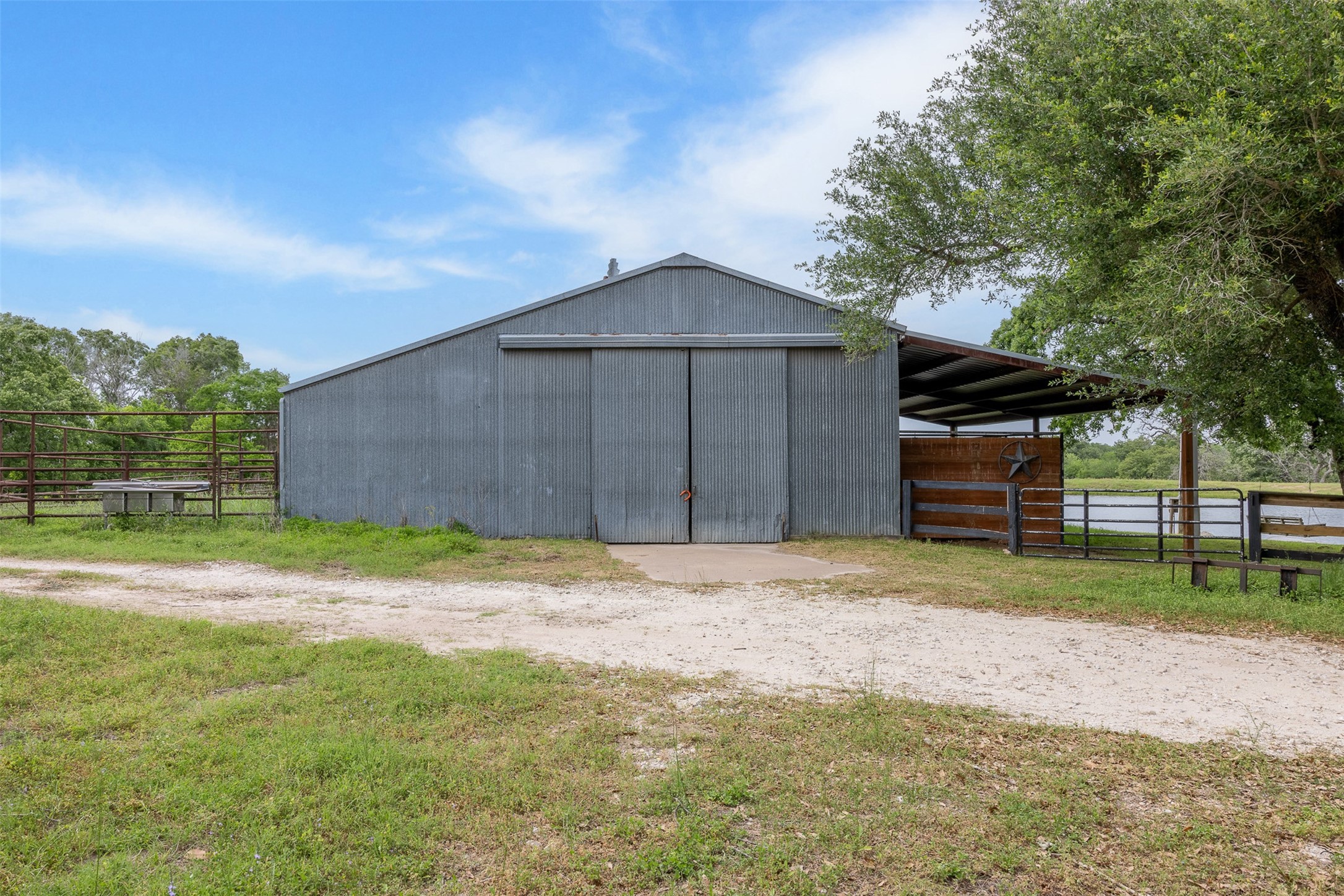 4503 Sulphur Springs Road Property Photo 16