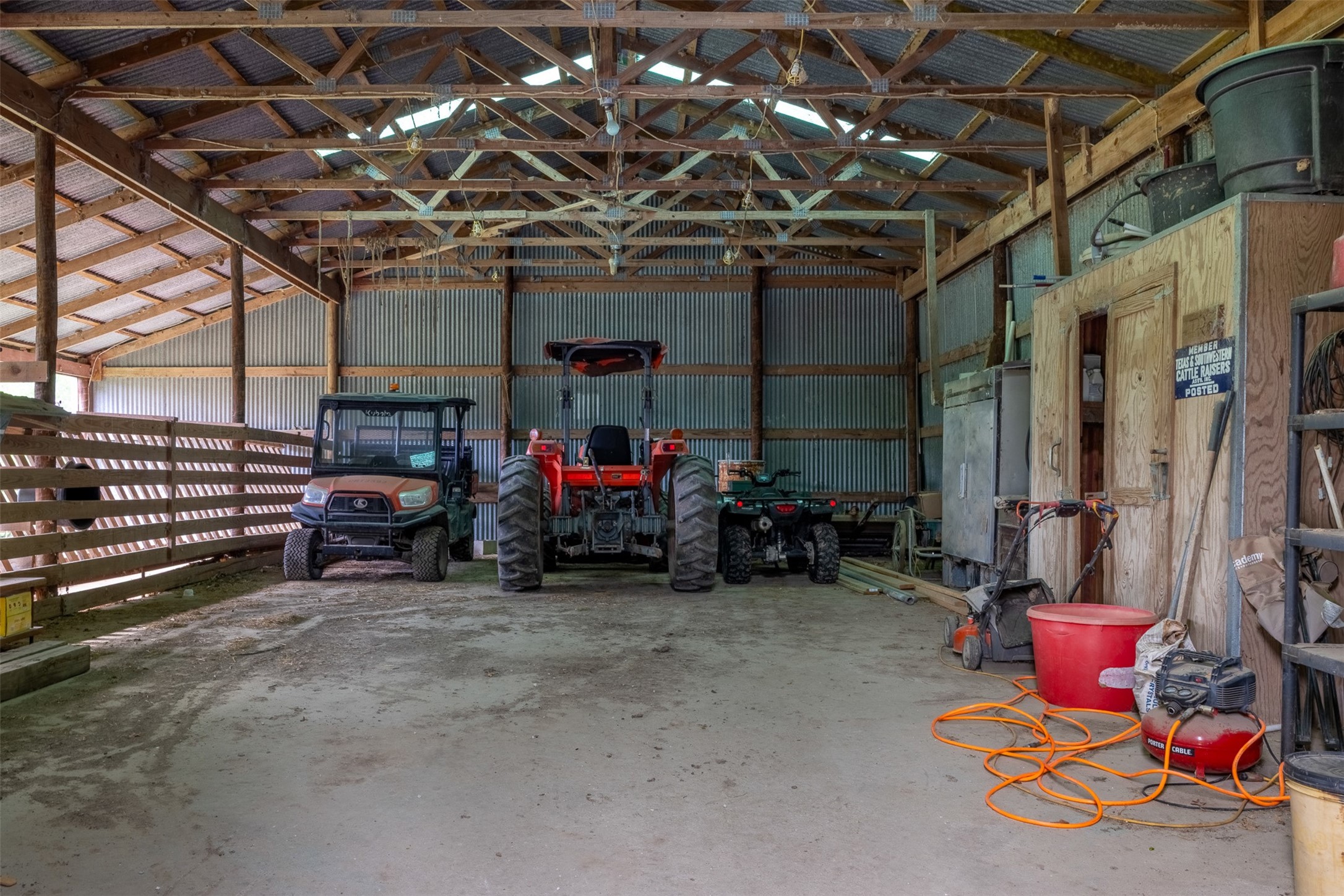 4503 Sulphur Springs Road Property Photo 17