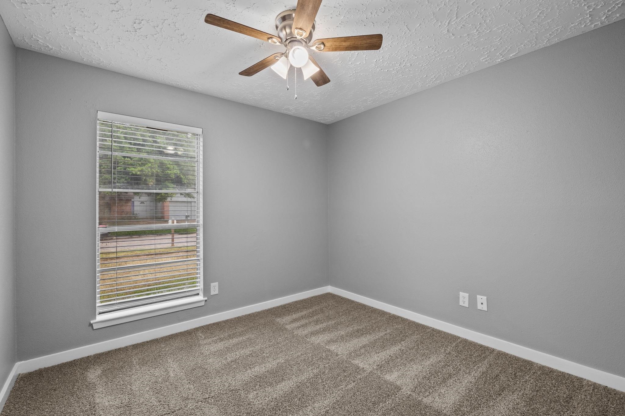8122 Swan Meadow Lane Property Photo 19