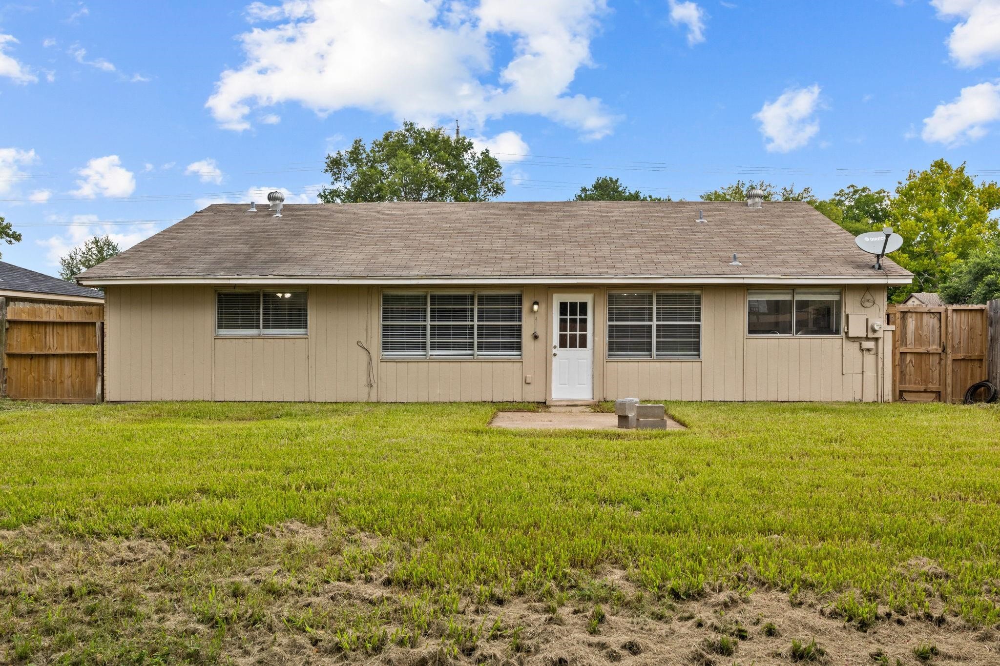 8122 Swan Meadow Lane Property Photo 25