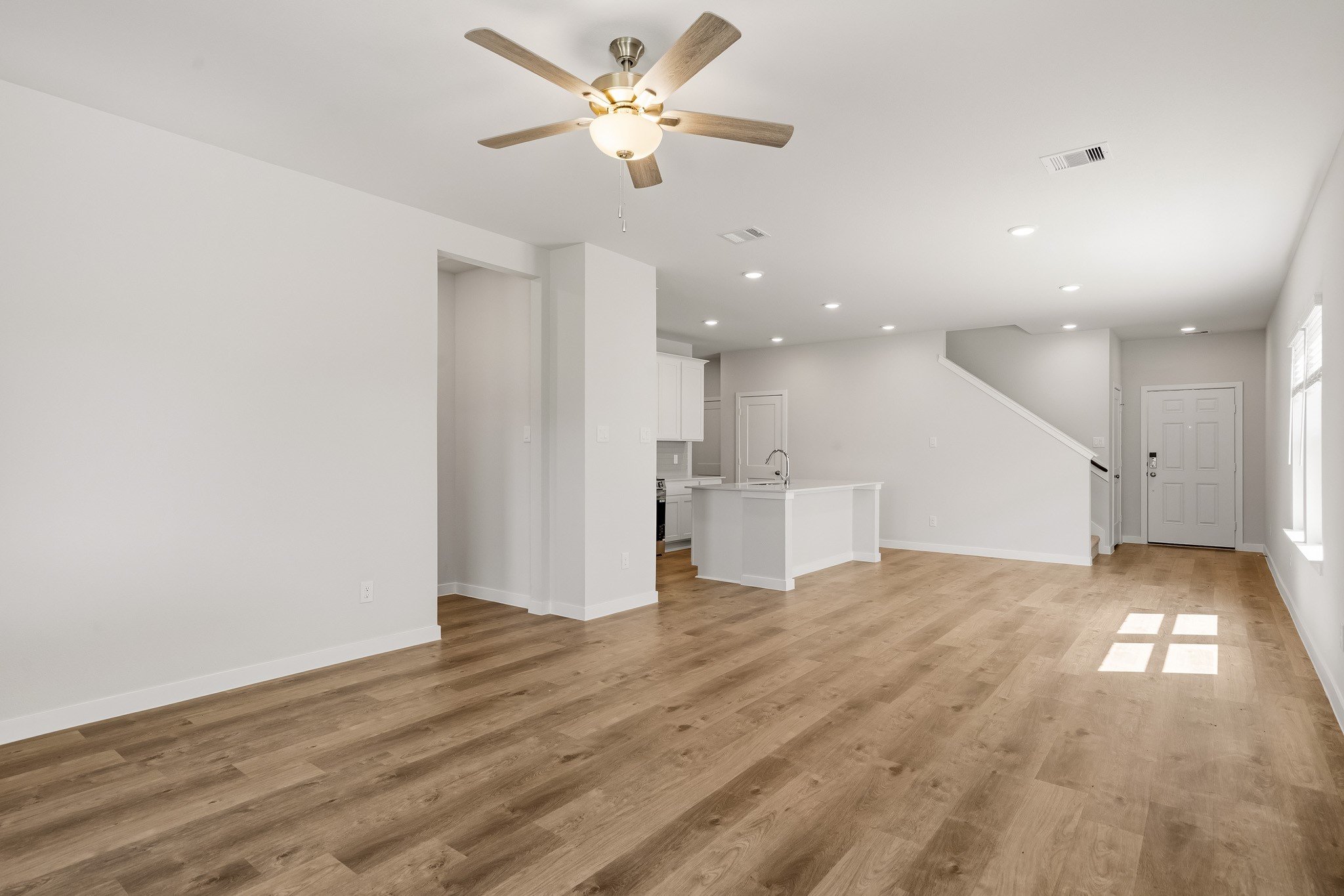 4034 Bay Court Property Photo 13