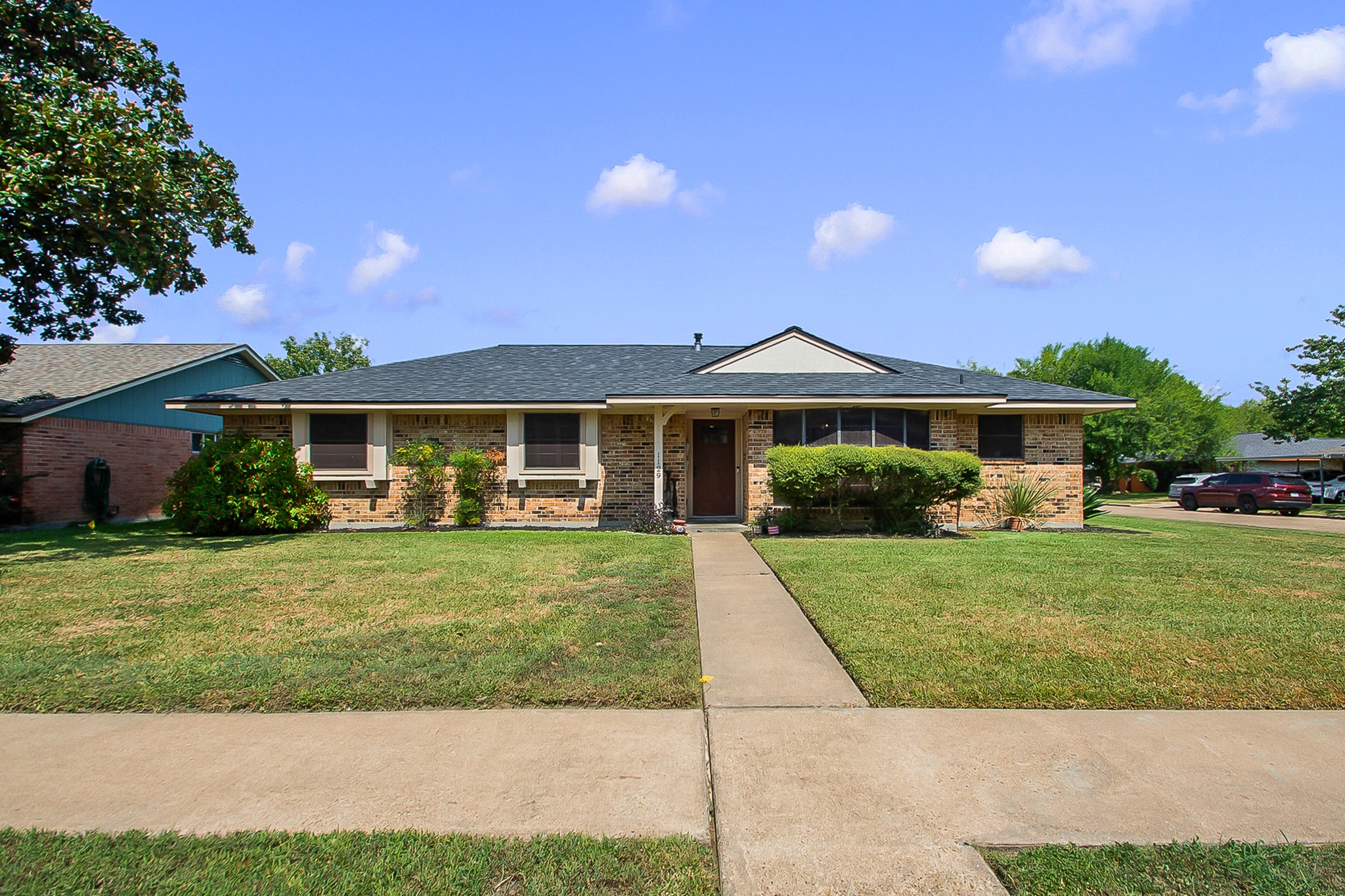 1129 Jeffrey Street Property Photo 1