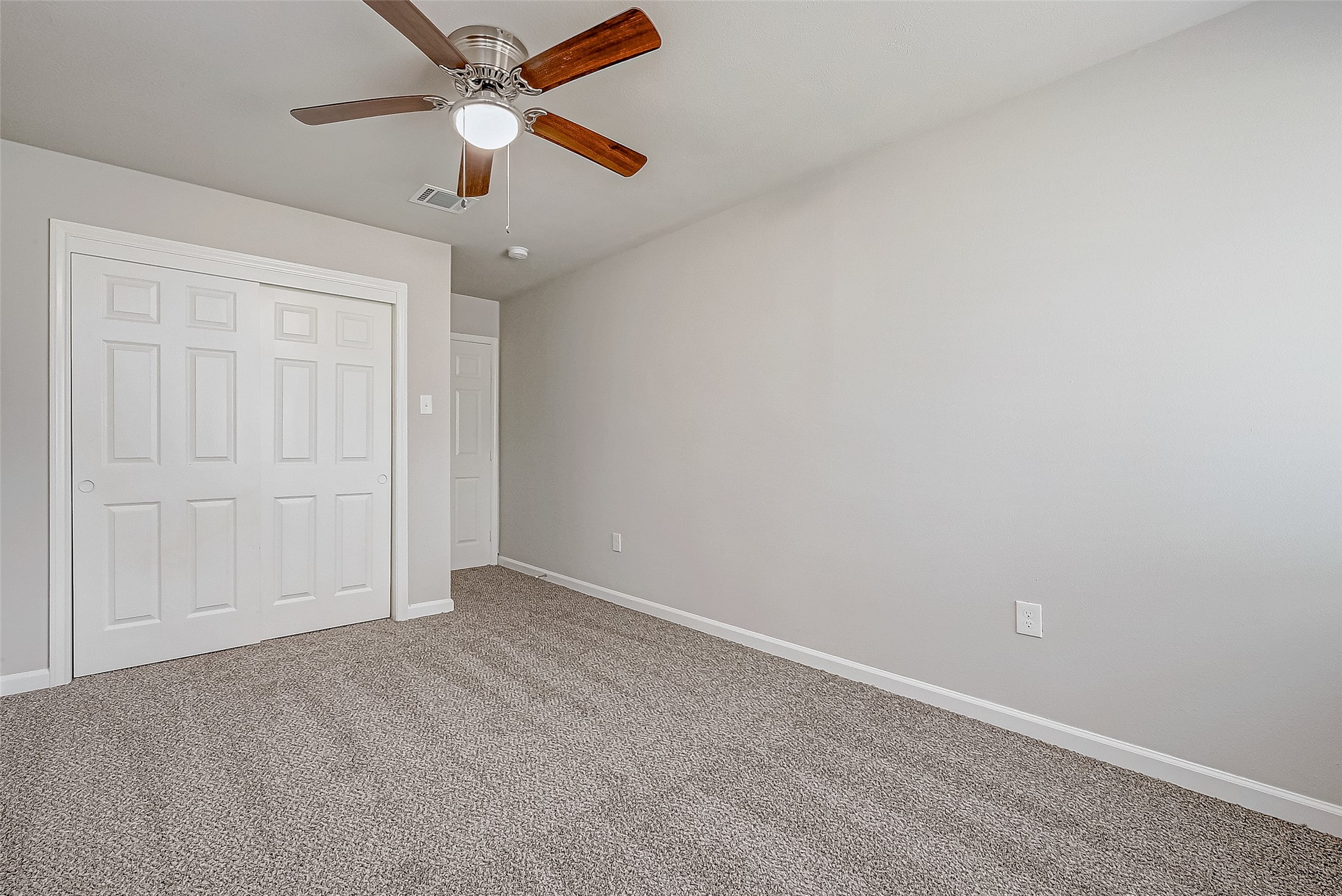 5622 Valkeith Drive Property Photo 23