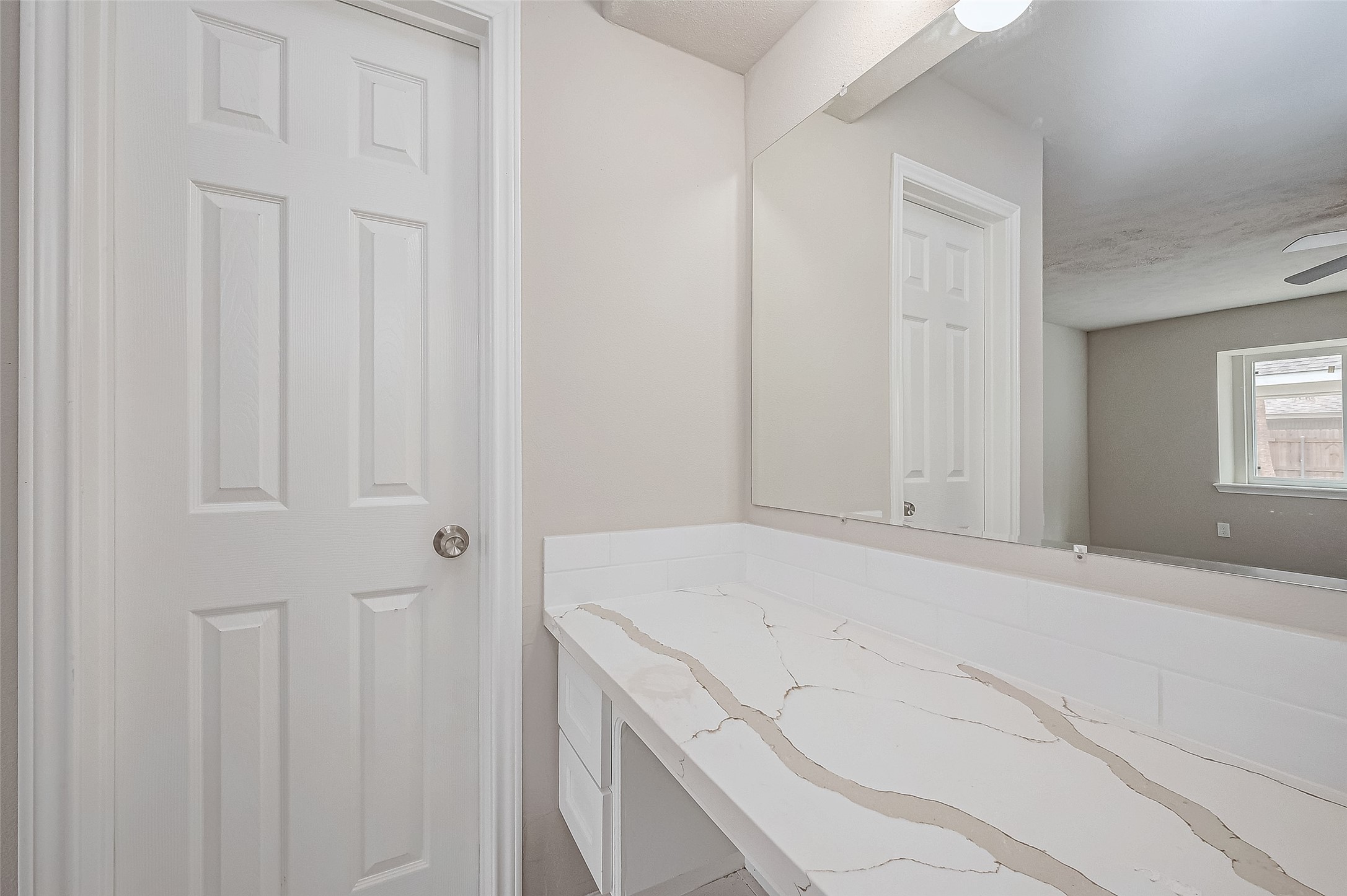 5622 Valkeith Drive Property Photo 30
