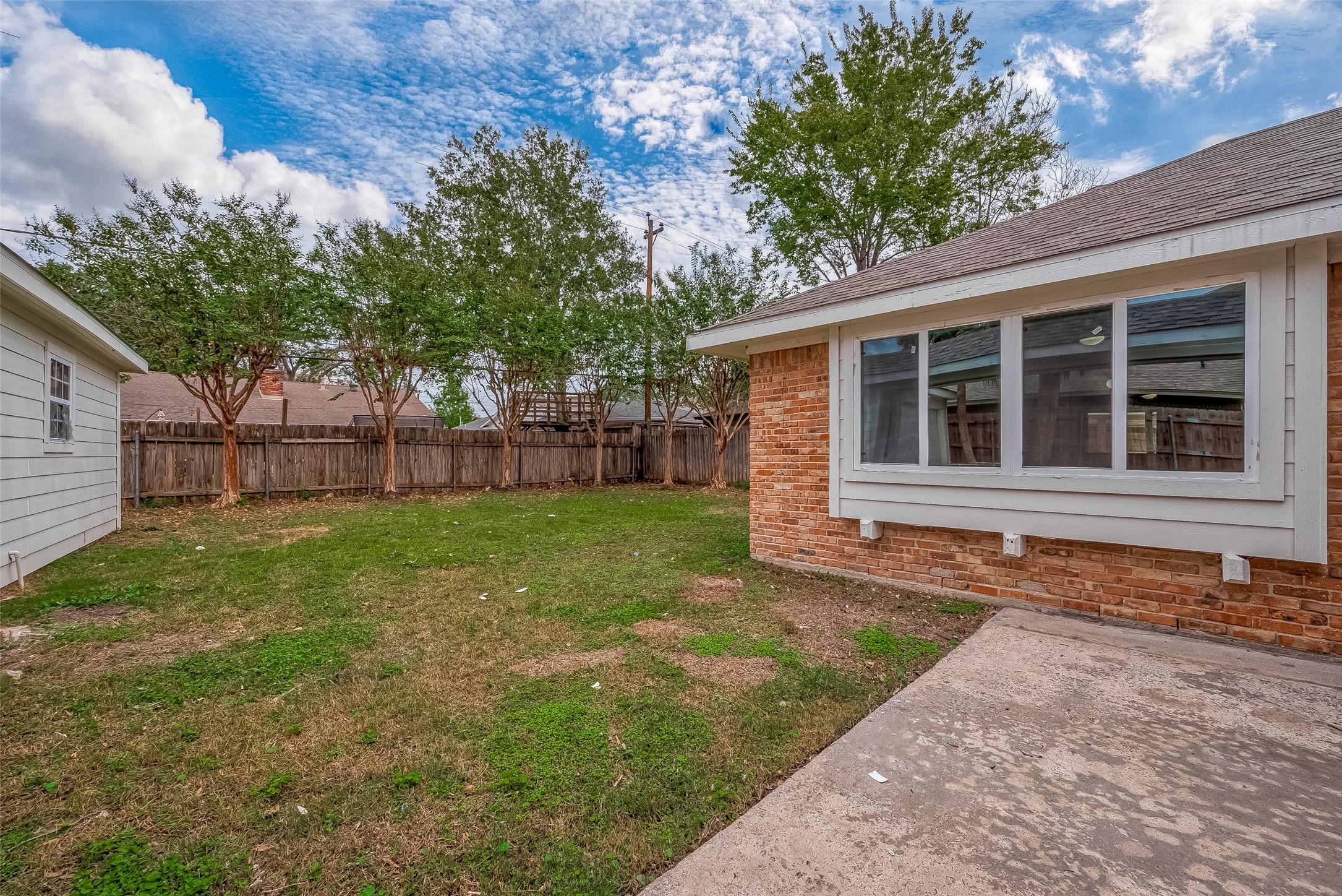 5622 Valkeith Drive Property Photo 34