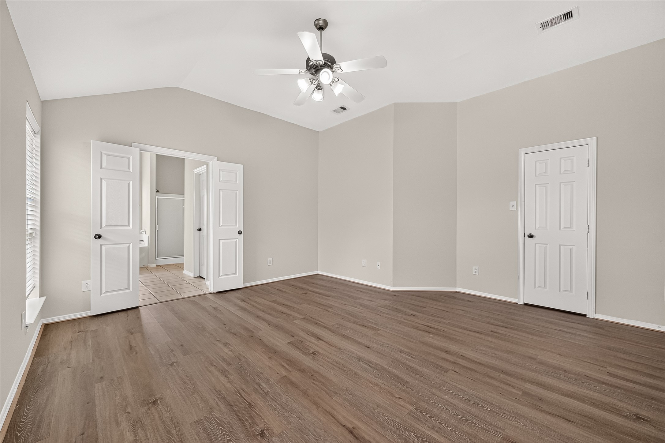 6015 Ida Rose Court Property Photo 13