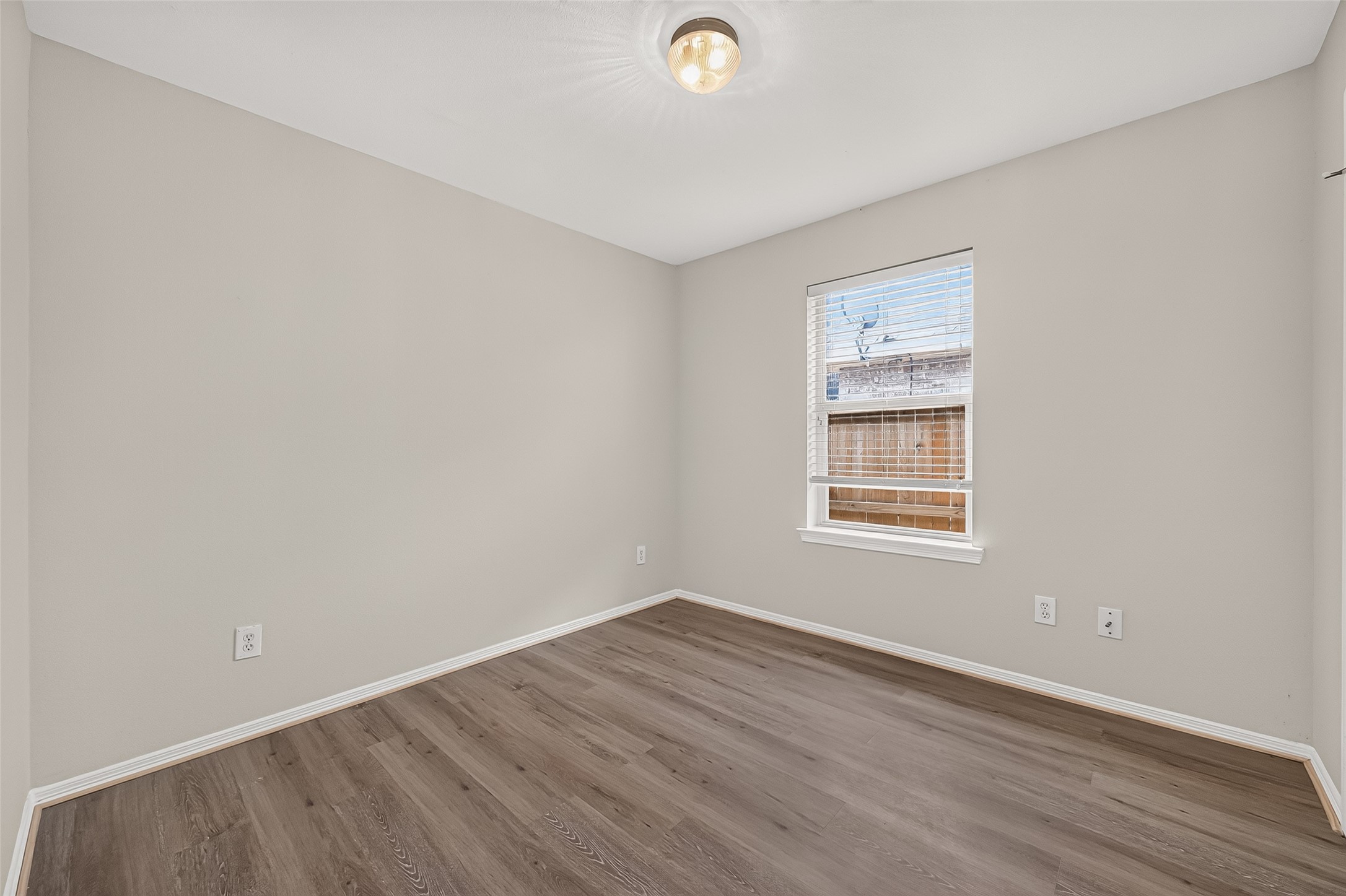 6015 Ida Rose Court Property Photo 17