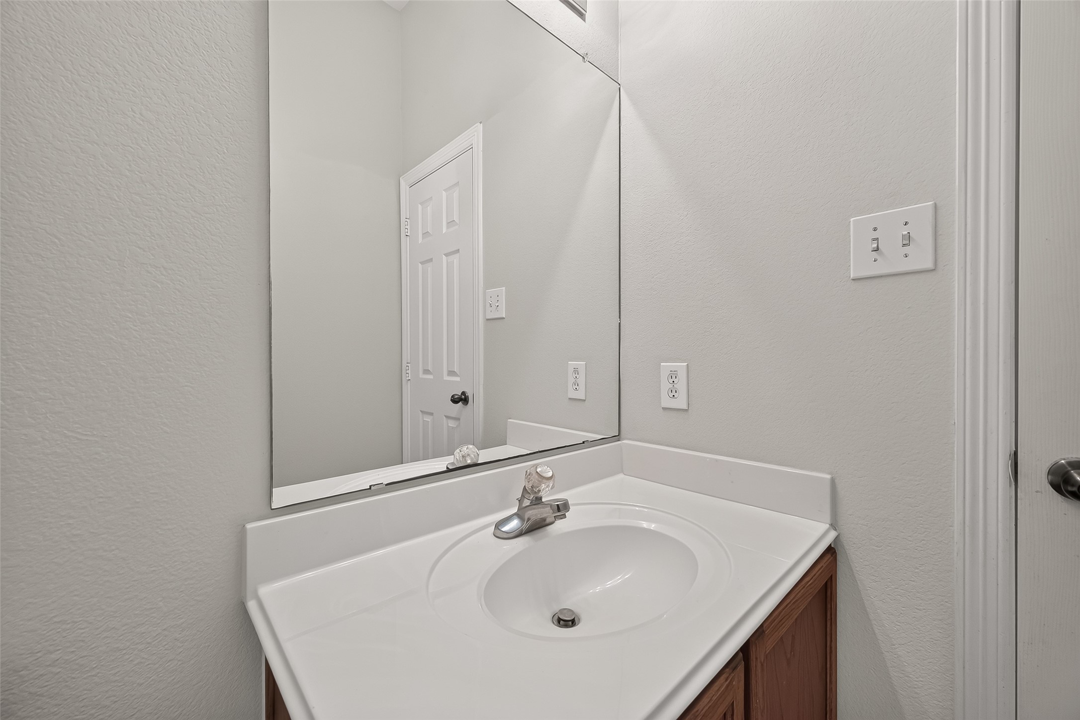6015 Ida Rose Court Property Photo 19