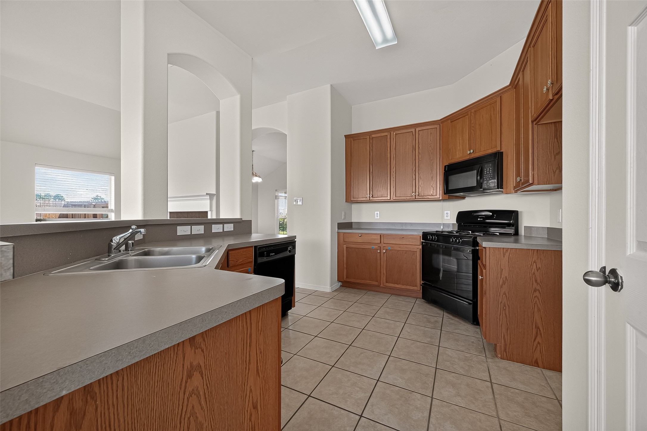 6015 Ida Rose Court Property Photo 28