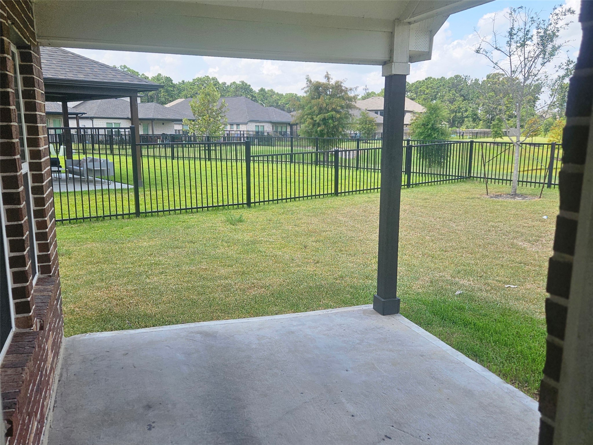 15019 Crown Manor Drive Property Photo 23