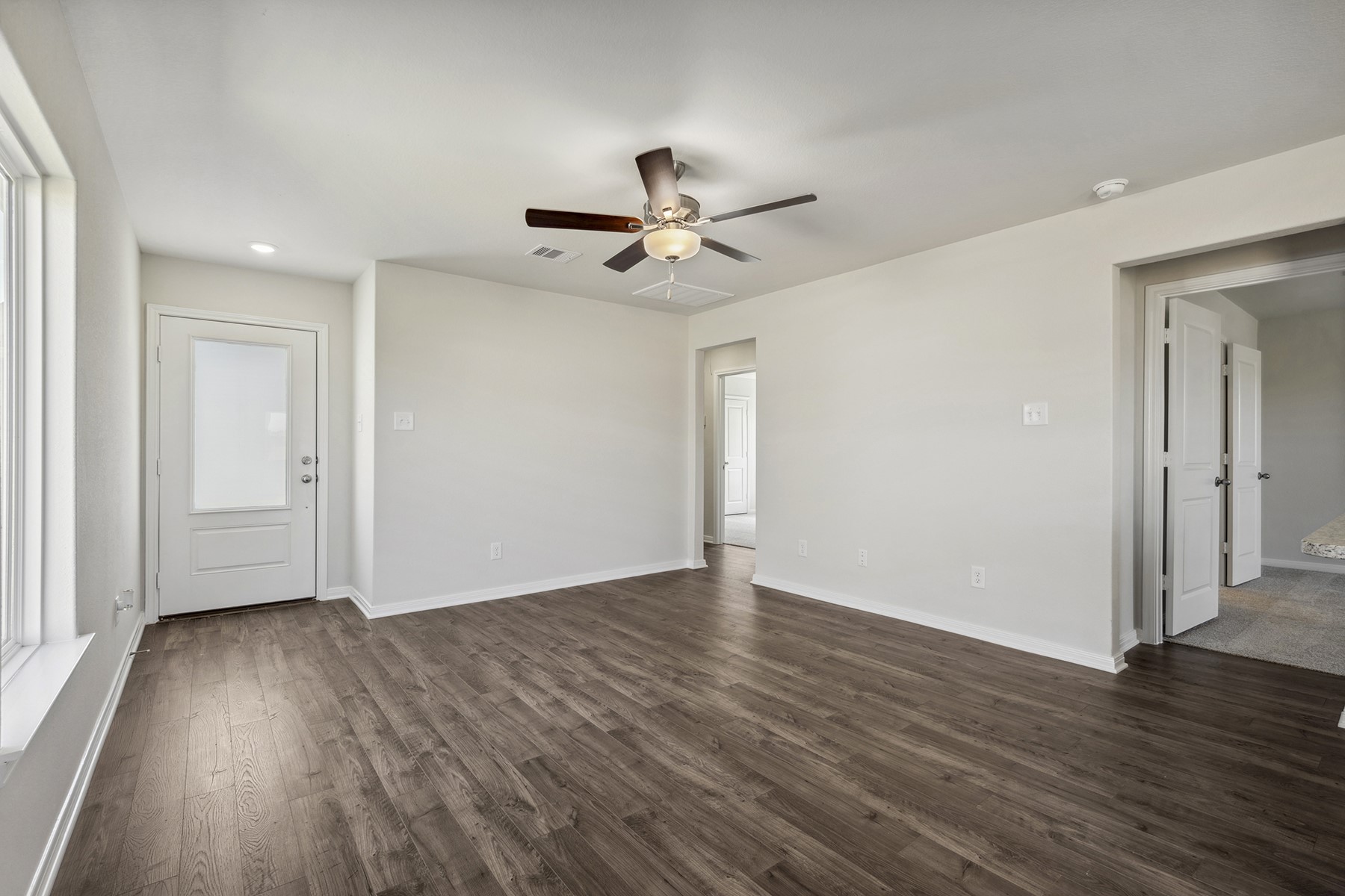 10402 Red Cardinal Drive Property Photo 4
